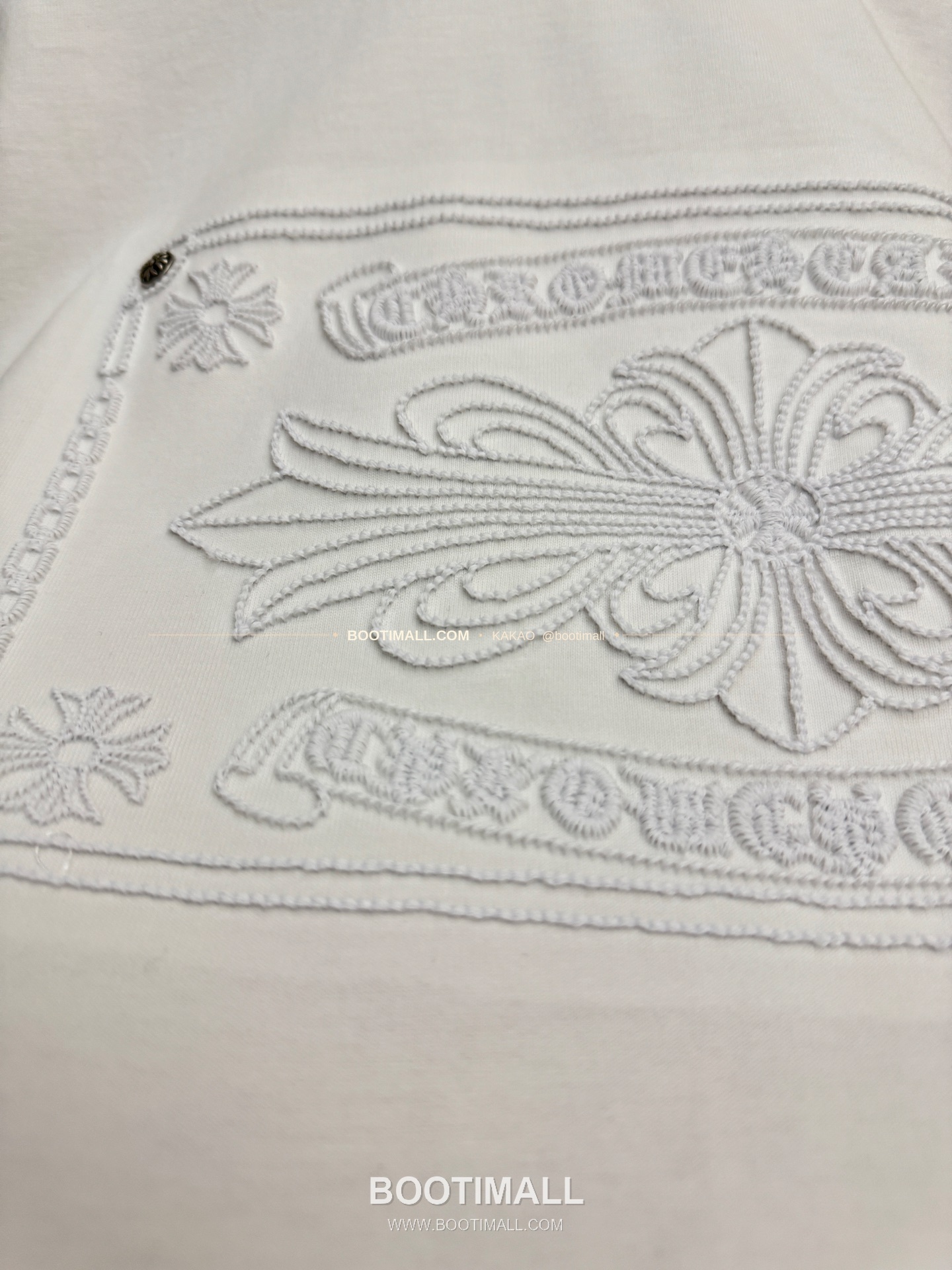 크롬하츠 2026SS 헤비코튼 아치크로스 3D홀자수 루즈핏 반팔 티셔츠 Chrome Hearts 2026 SS Heavy Cotton Arch Cross 3D Hollow Embroidery Loose Fit Short Sleeve T-Shirt 9616 8