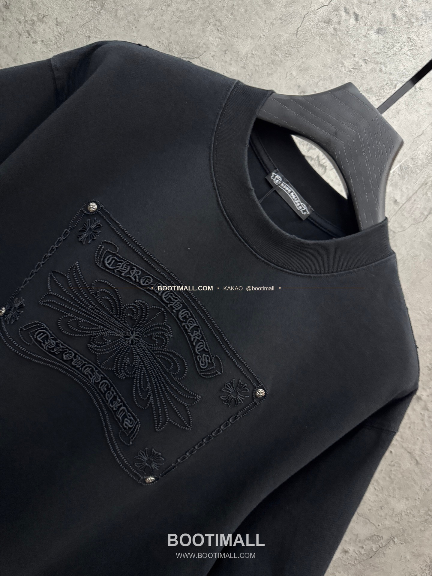 크롬하츠 2026SS 헤비코튼 아치크로스 3D홀자수 루즈핏 반팔 티셔츠 Chrome Hearts 2026 SS Heavy Cotton Arch Cross 3D Hollow Embroidery Loose Fit Short Sleeve T-Shirt 9616 3