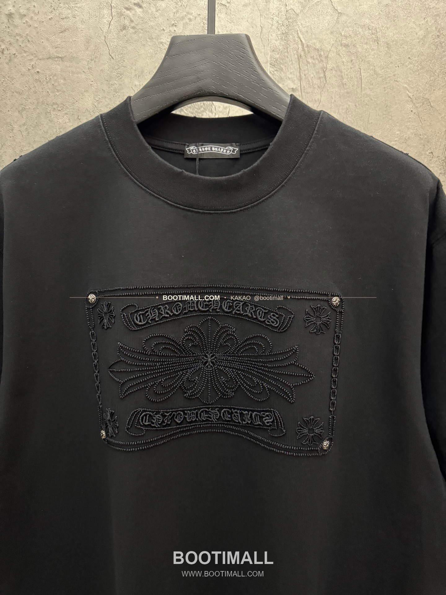 크롬하츠 2026SS 헤비코튼 아치크로스 3D홀자수 루즈핏 반팔 티셔츠 Chrome Hearts 2026 SS Heavy Cotton Arch Cross 3D Hollow Embroidery Loose Fit Short Sleeve T-Shirt 9616 5