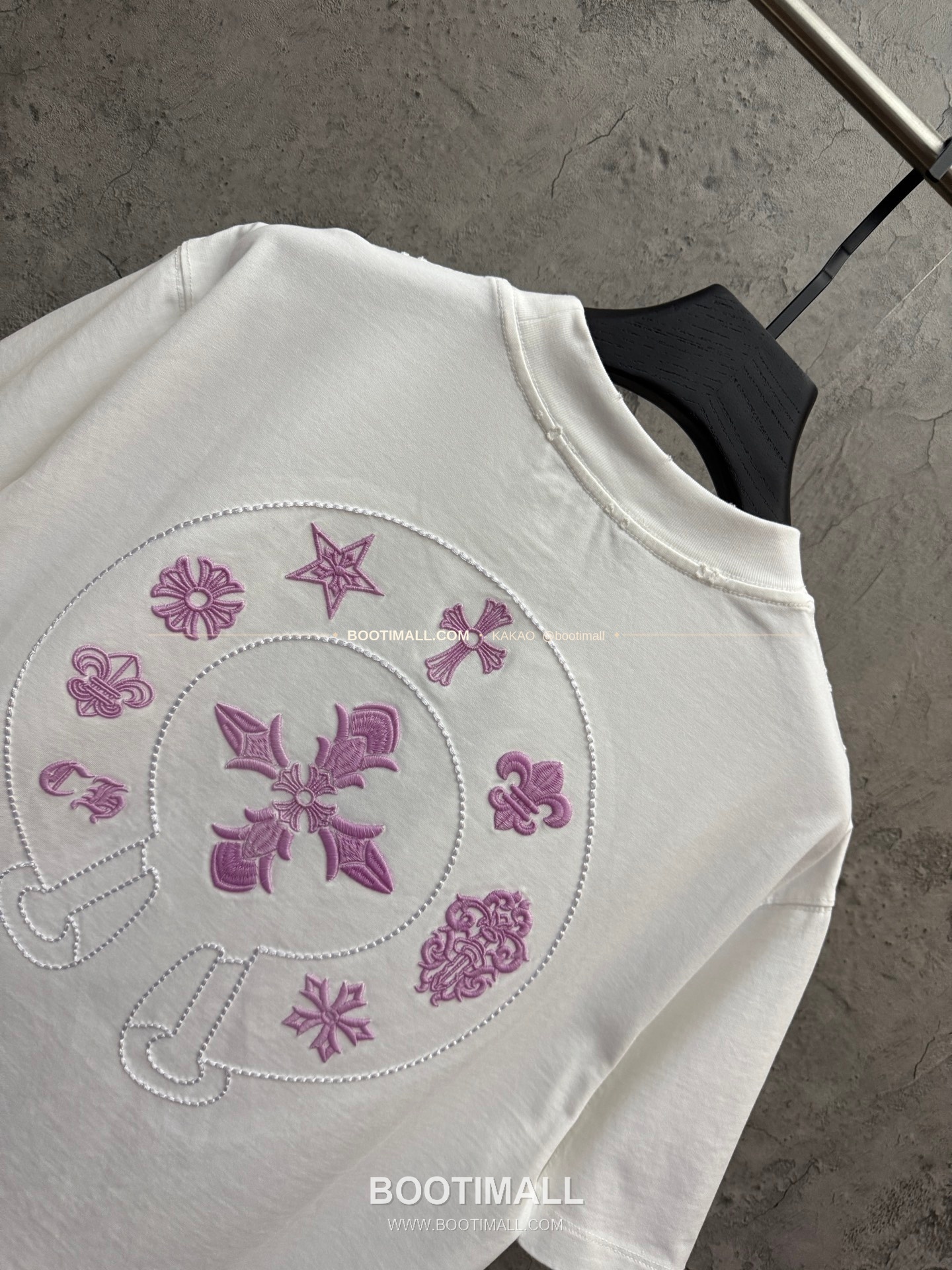 크롬하츠 2026SS 헤비코튼 UV변색 3D자수 루즈핏 반팔 티셔츠 Chrome Hearts 2026 SS Heavy Cotton UV Color Changing 3D Embroidery Loose Fit Short Sleeve T-Shirt 9619 4