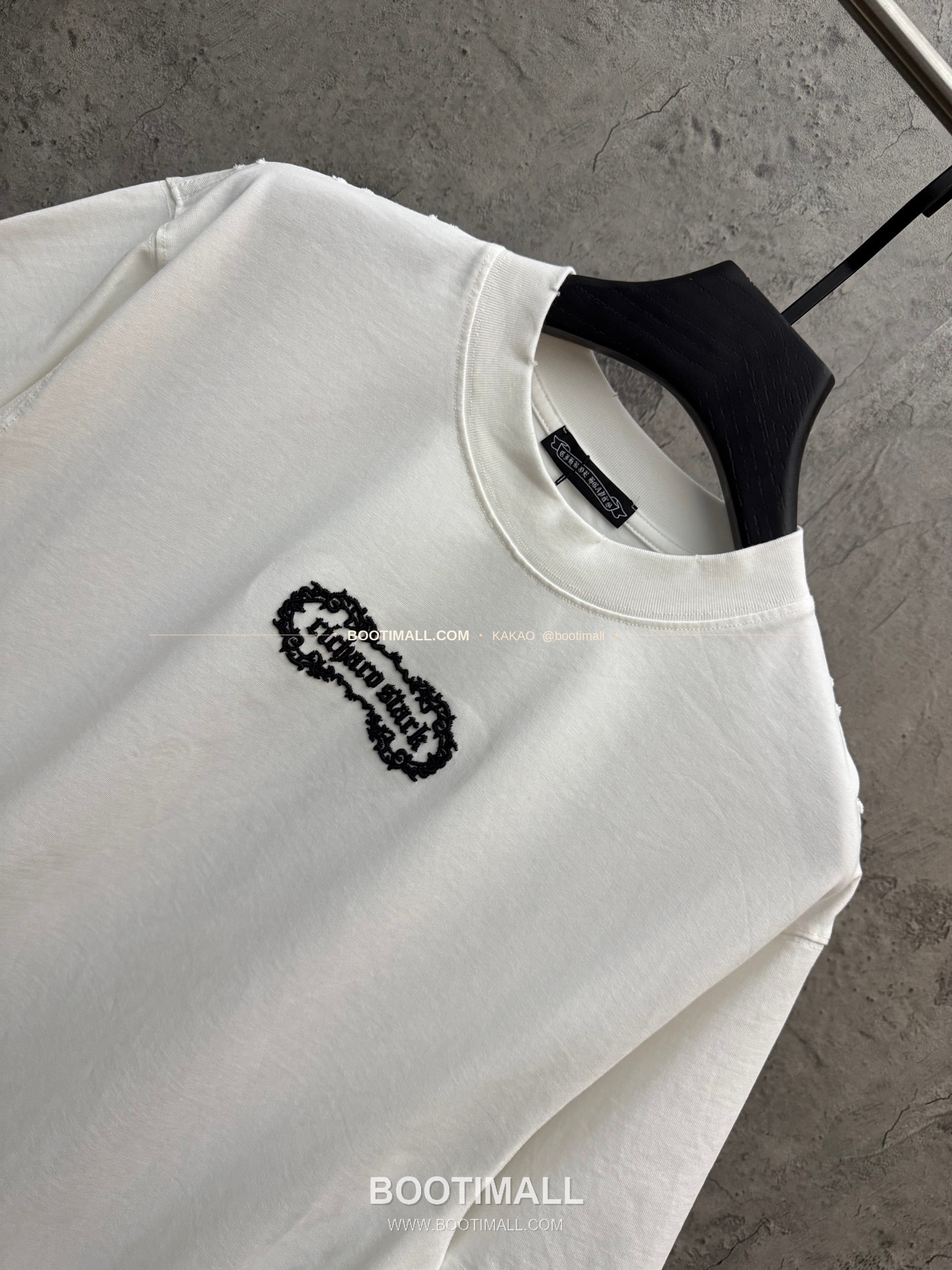 크롬하츠 2026SS 헤비코튼 아치크로스 3D홀자수 루즈핏 반팔 티셔츠 Chrome Hearts 2026 SS Heavy Cotton Arch Cross 3D Hollow Embroidery Loose Fit Short Sleeve T-Shirt 9617 3