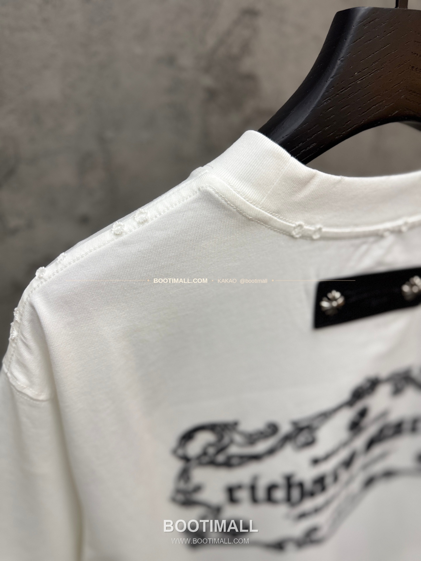 크롬하츠 2026SS 헤비코튼 아치크로스 3D홀자수 루즈핏 반팔 티셔츠 Chrome Hearts 2026 SS Heavy Cotton Arch Cross 3D Hollow Embroidery Loose Fit Short Sleeve T-Shirt 9617 10