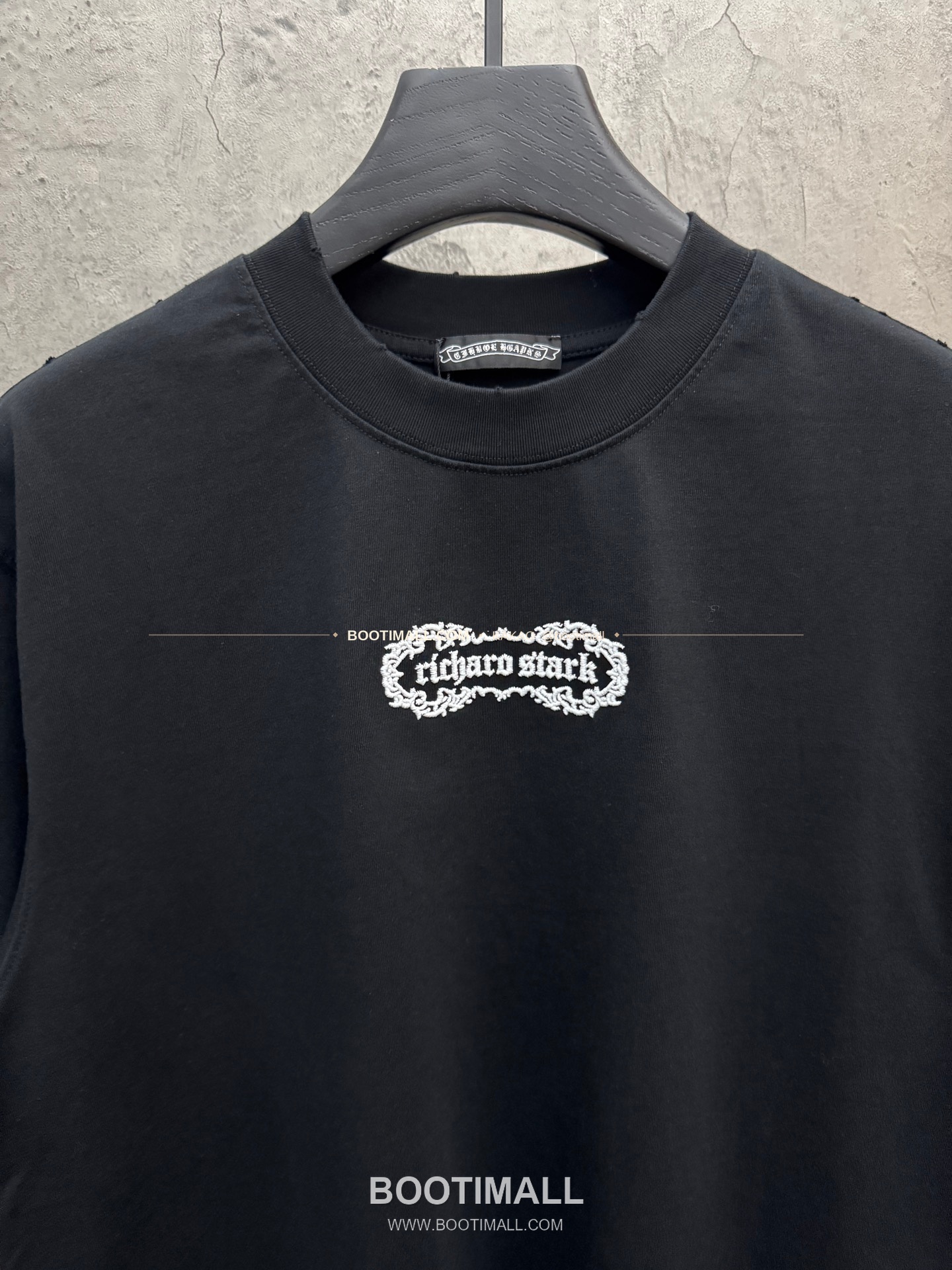 크롬하츠 2026SS 헤비코튼 아치크로스 3D홀자수 루즈핏 반팔 티셔츠 Chrome Hearts 2026 SS Heavy Cotton Arch Cross 3D Hollow Embroidery Loose Fit Short Sleeve T-Shirt 9617 5