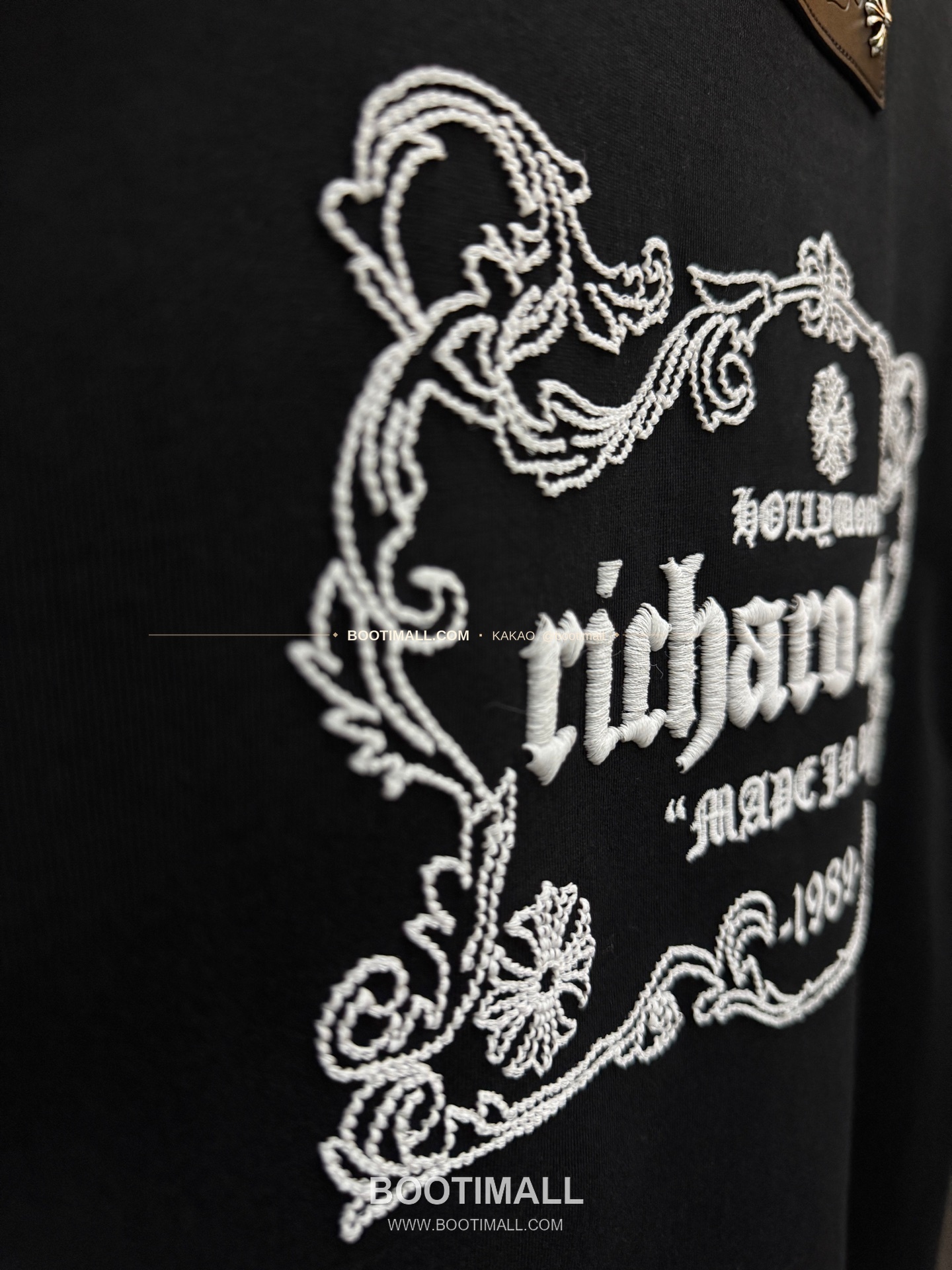 크롬하츠 2026SS 헤비코튼 아치크로스 3D홀자수 루즈핏 반팔 티셔츠 Chrome Hearts 2026 SS Heavy Cotton Arch Cross 3D Hollow Embroidery Loose Fit Short Sleeve T-Shirt 9617 9