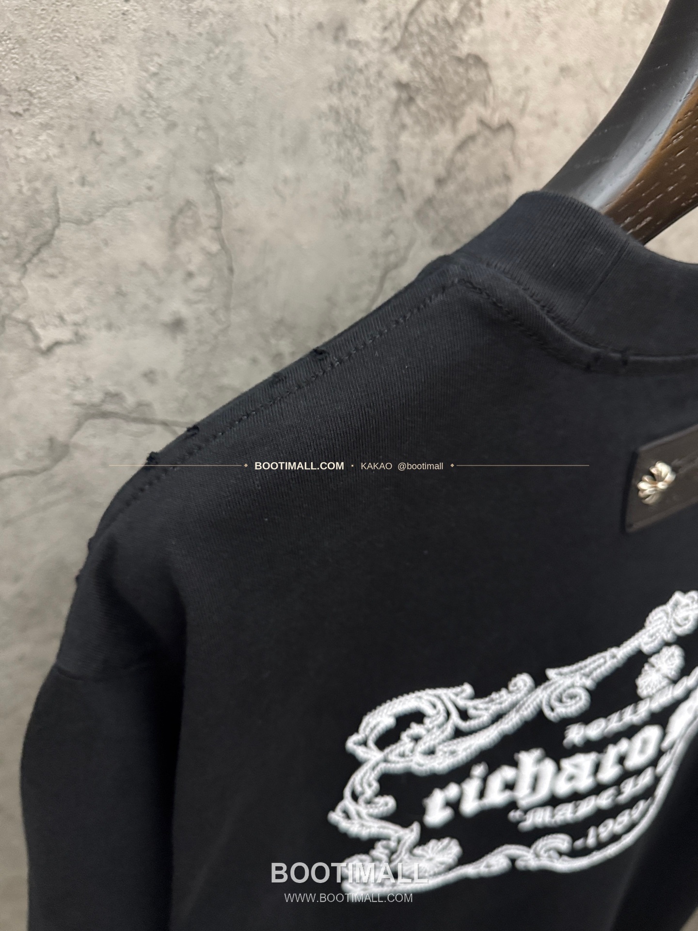 크롬하츠 2026SS 헤비코튼 아치크로스 3D홀자수 루즈핏 반팔 티셔츠 Chrome Hearts 2026 SS Heavy Cotton Arch Cross 3D Hollow Embroidery Loose Fit Short Sleeve T-Shirt 9617 10