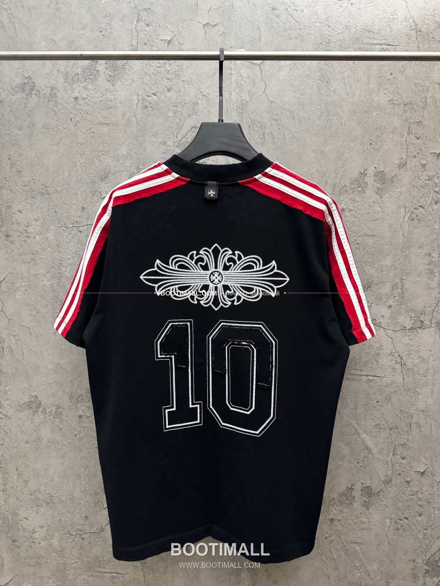 크롬하츠 2026SS 헤비코튼 크로스패치자수 컬러블록 루즈핏 반팔 티셔츠 Chrome Hearts 2026 SS Heavy Cotton Cross Patch Embroidery Color Block Loose Fit Short Sleeve T-Shirt 9609 2