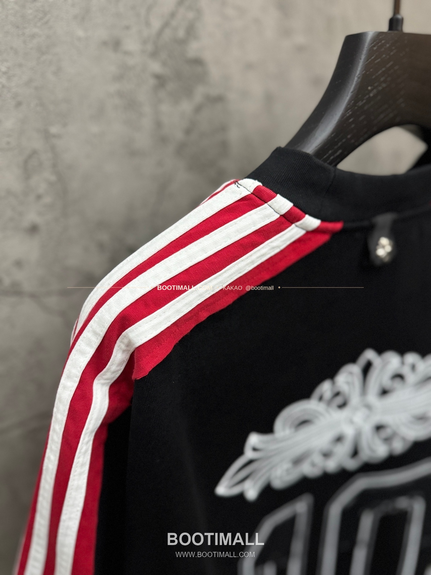 크롬하츠 2026SS 헤비코튼 크로스패치자수 컬러블록 루즈핏 반팔 티셔츠 Chrome Hearts 2026 SS Heavy Cotton Cross Patch Embroidery Color Block Loose Fit Short Sleeve T-Shirt 9609 9