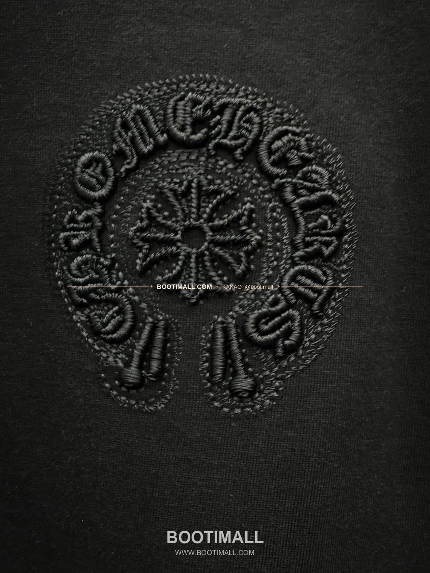 크롬하츠 2026SS 헤비코튼 UV변색 호스슈 3D홀자수 루즈핏 반팔 티셔츠 Chrome Hearts 2026 SS Heavy Cotton UV Color Changing Horseshoe 3D Hollow Embroidery Loose Fit Short Sleeve T-Shirt 9606 6