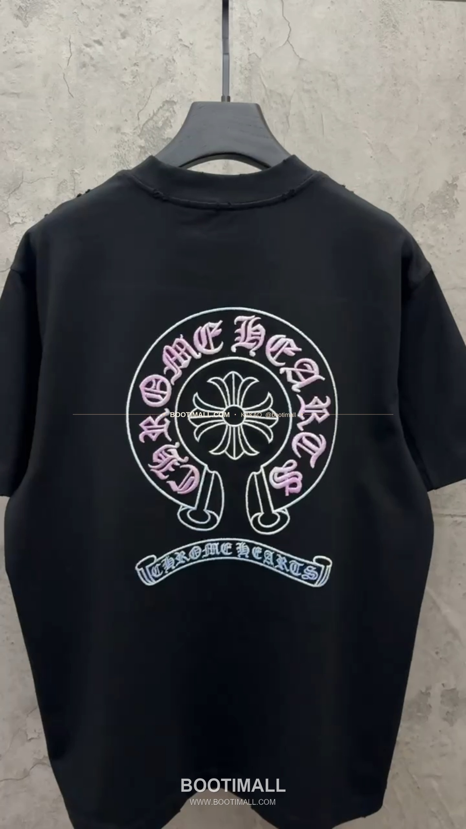 크롬하츠 2026SS 헤비코튼 UV변색 호스슈 3D자수 루즈핏 반팔 티셔츠 Chrome Hearts 2026 SS Heavy Cotton UV Color Changing Horseshoe 3D Embroidery Loose Fit Short Sleeve T-Shirt 9602 9