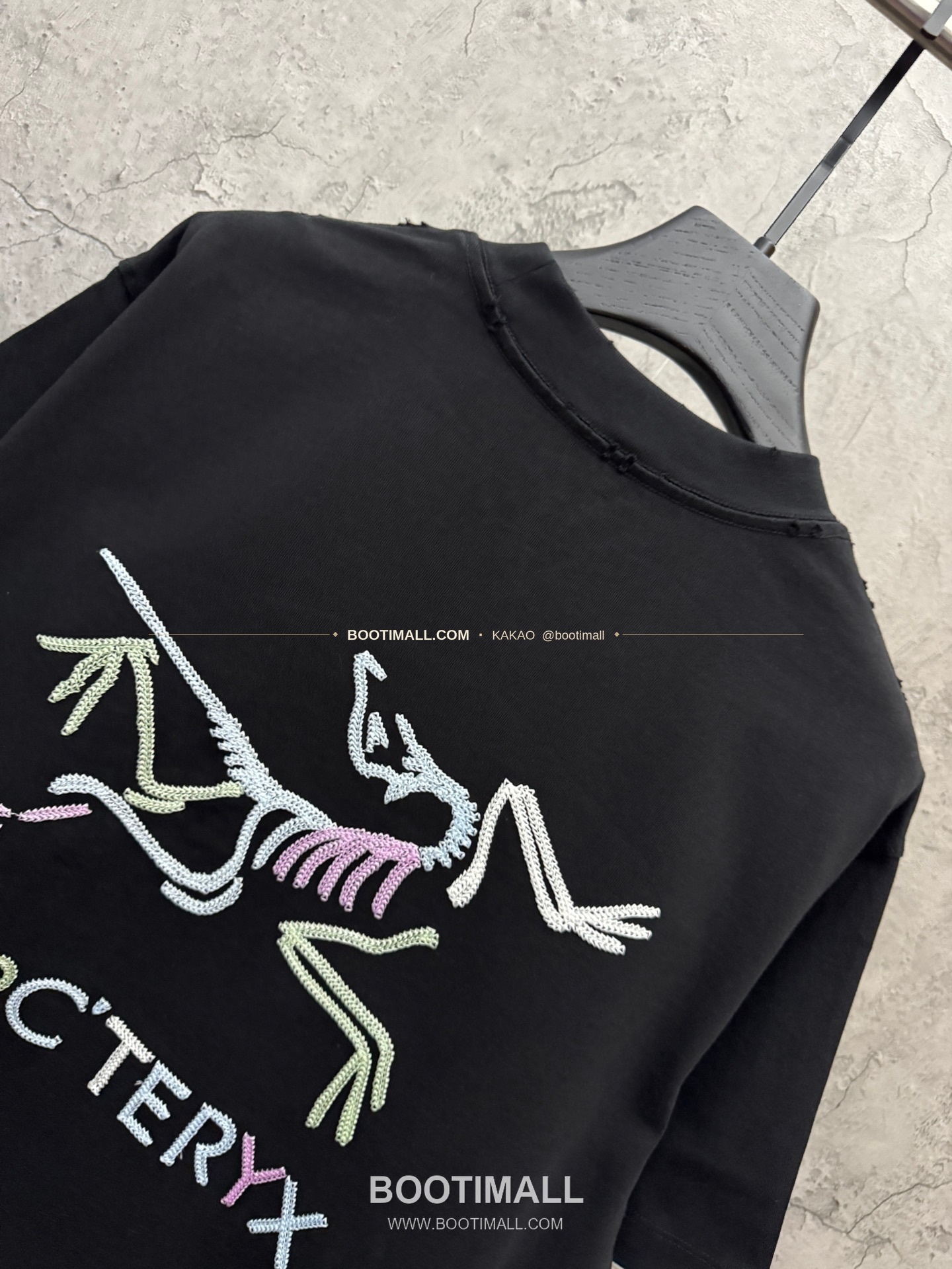 아크테릭스 2026SS 헤비코튼 UV변색 3D자수 루즈핏 반팔 티셔츠 Arc'teryx 2026 SS Heavy Cotton UV Color Changing 3D Embroidery Loose Fit Short Sleeve T-Shirt 9502 4