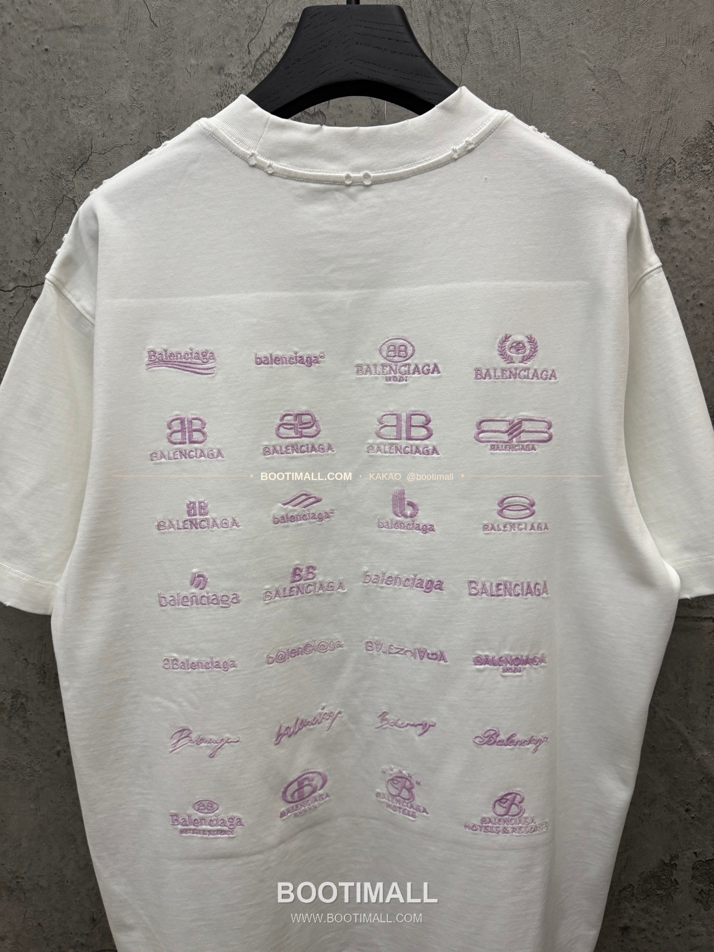 발렌시아가 2026SS 헤비코튼 UV변색 3D자수 루즈핏 반팔 티셔츠 Balenciaga 2026 SS Heavy Cotton UV Color Changing 3D Embroidery Loose Fit Short Sleeve T-Shirt 8602 6