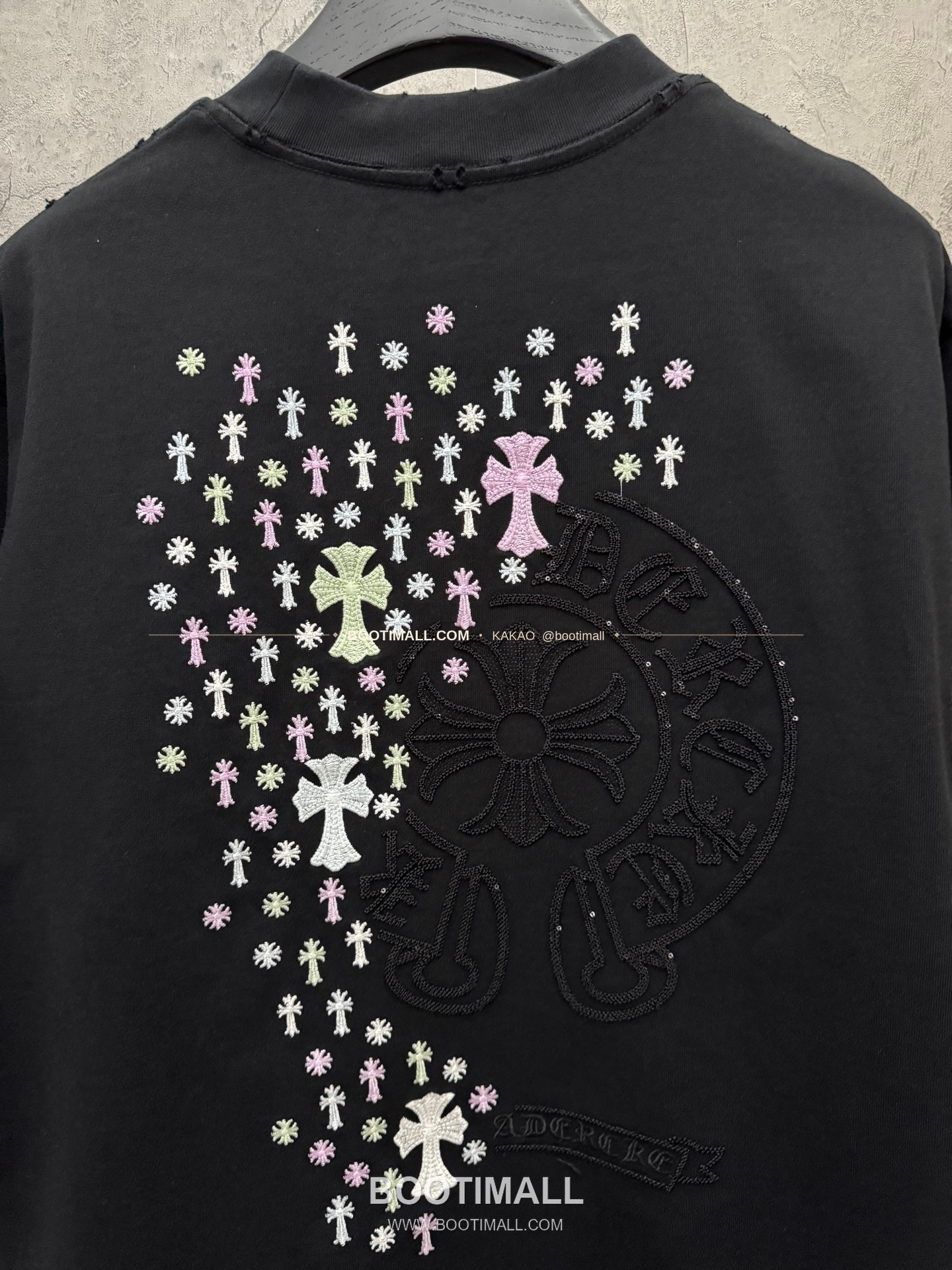 크롬하츠 2026SS 헤비코튼 스팽글 3D홀자수 UV변색 루즈핏 반팔 티셔츠 Chrome Hearts 2026 SS Heavy Cotton Sequin 3D Hollow Embroidery UV Color Changing Loose Fit Short Sleeve T-Shirt 9611 8