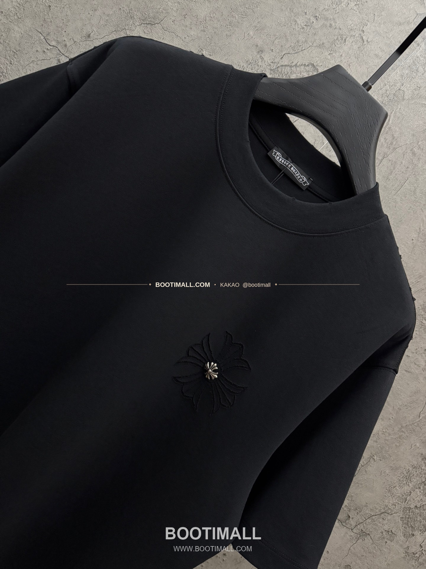 크롬하츠 2026SS 헤비코튼 번아웃가공 호스슈자수 루즈핏 반팔 티셔츠 Chrome Hearts 2026 SS Heavy Cotton Burnout Finish Horseshoe Embroidery Loose Fit Short Sleeve T-Shirt 9608 3