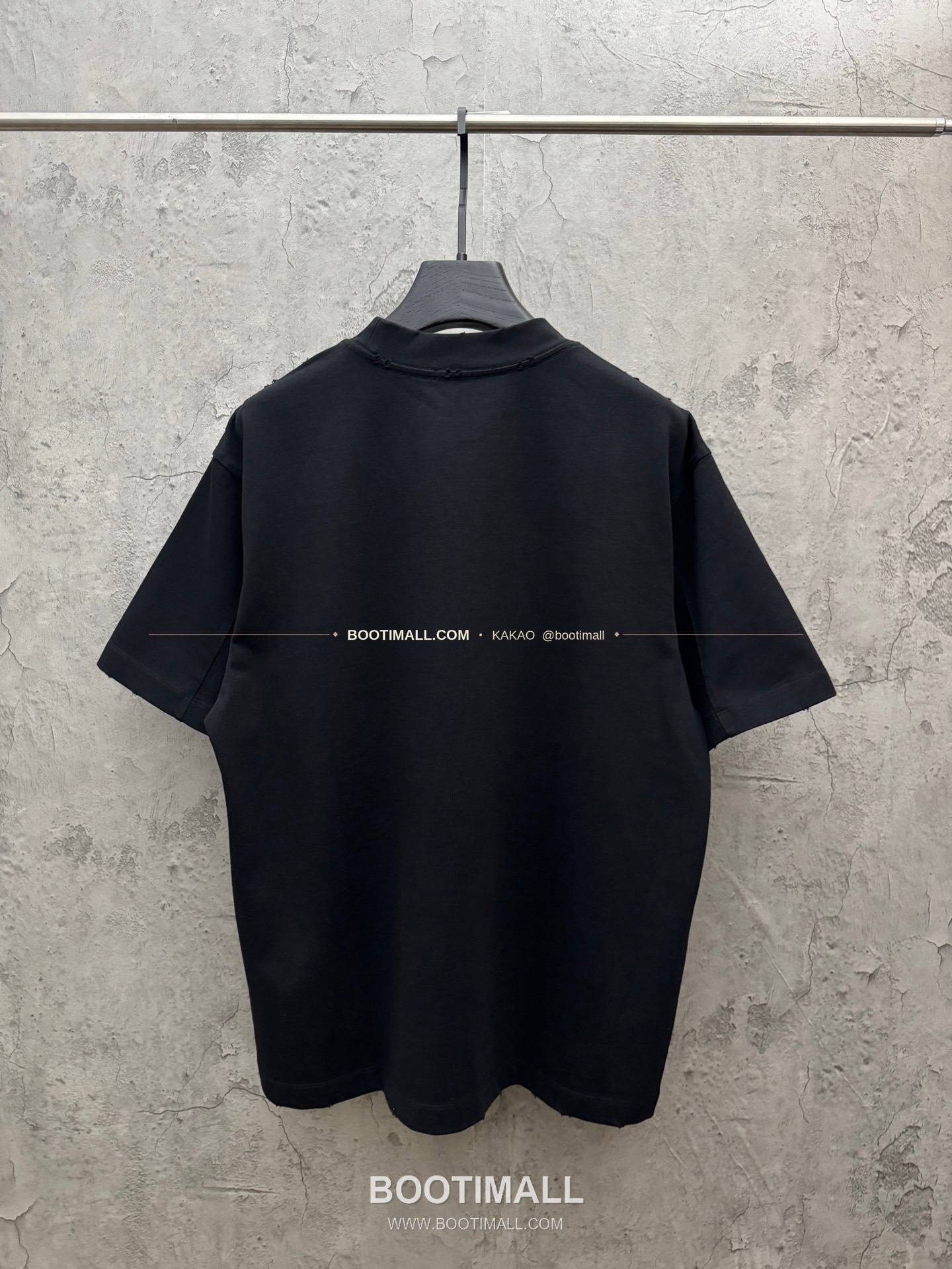 크롬하츠 2026SS 헤비코튼 4레이어 크로스패치자수 루즈핏 반팔 티셔츠 Chrome Hearts 2026 SS Heavy Cotton 4 Layer Cross Patch Embroidery Loose Fit Short Sleeve T-Shirt 9603 2