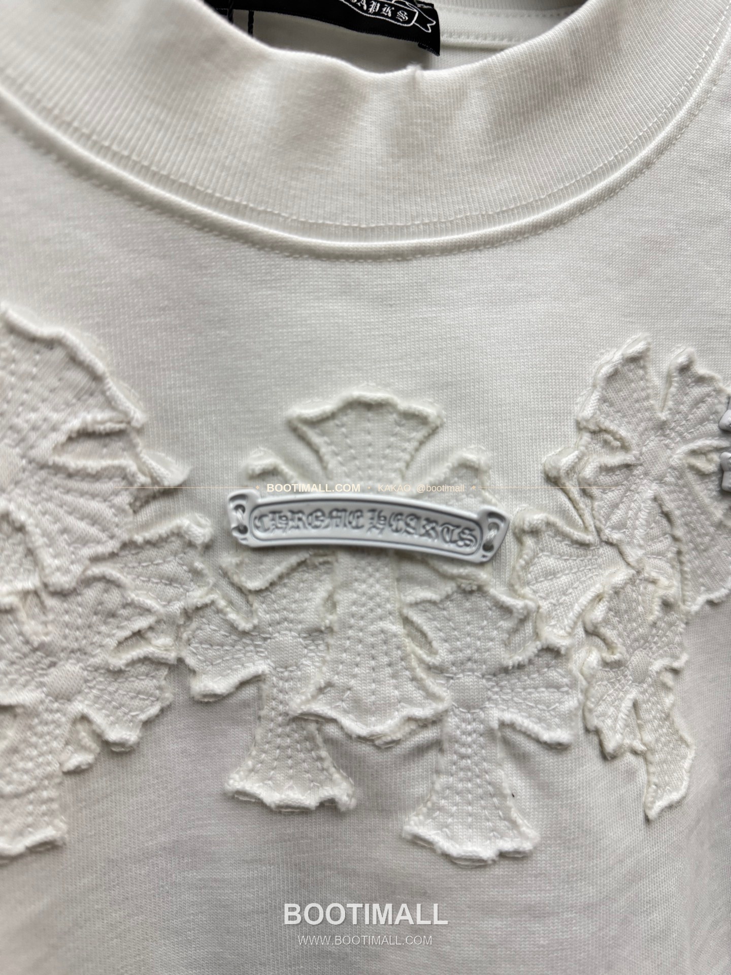 크롬하츠 2026SS 헤비코튼 4레이어 크로스패치자수 루즈핏 반팔 티셔츠 Chrome Hearts 2026 SS Heavy Cotton 4 Layer Cross Patch Embroidery Loose Fit Short Sleeve T-Shirt 9603 7