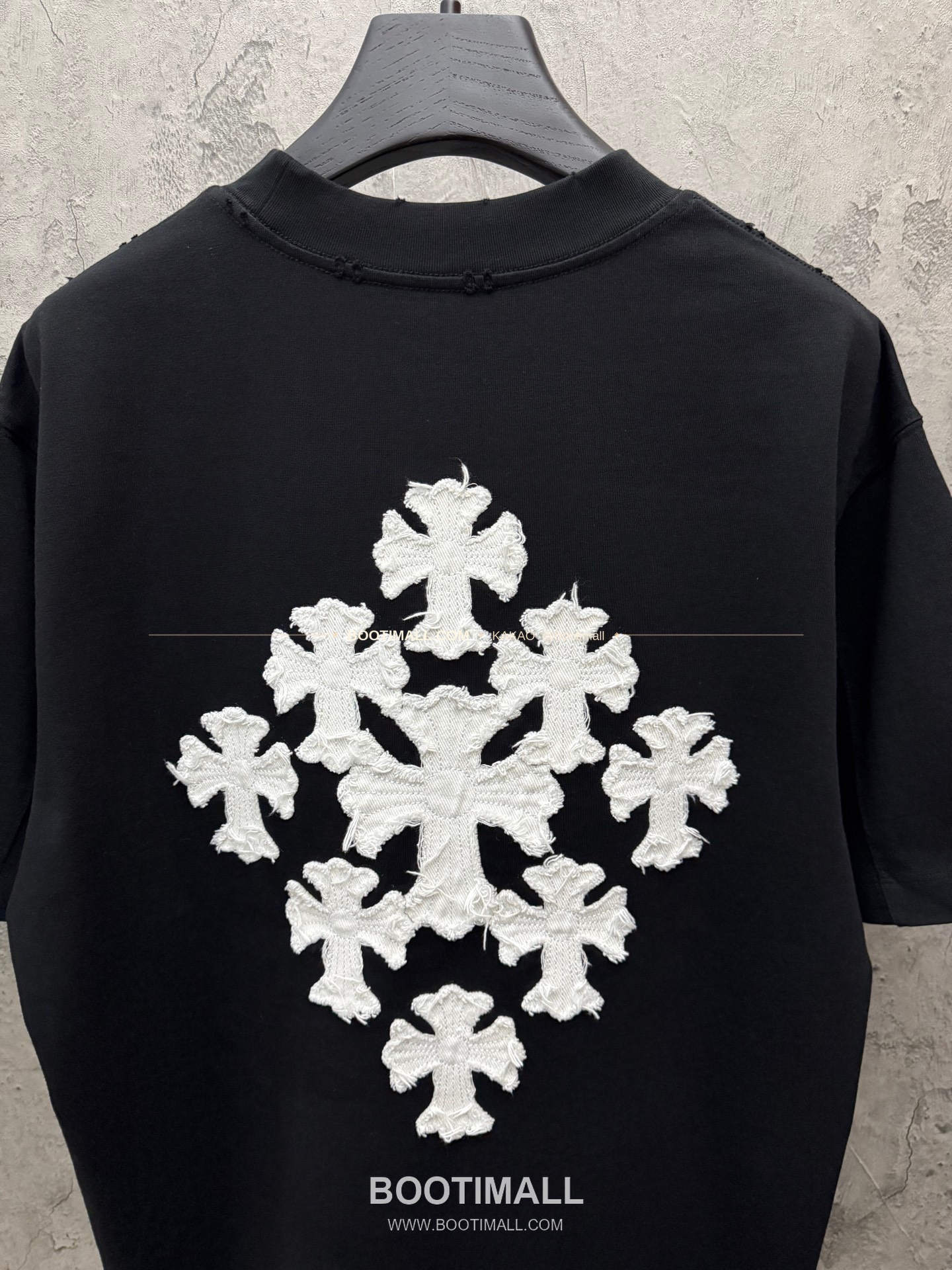 크롬하츠 2026SS 헤비코튼 크로스패치자수 프린지 루즈핏 반팔 티셔츠 Chrome Hearts 2026 SS Heavy Cotton Cross Patch Embroidery Fringe Loose Fit Short Sleeve T-Shirt 9607 7
