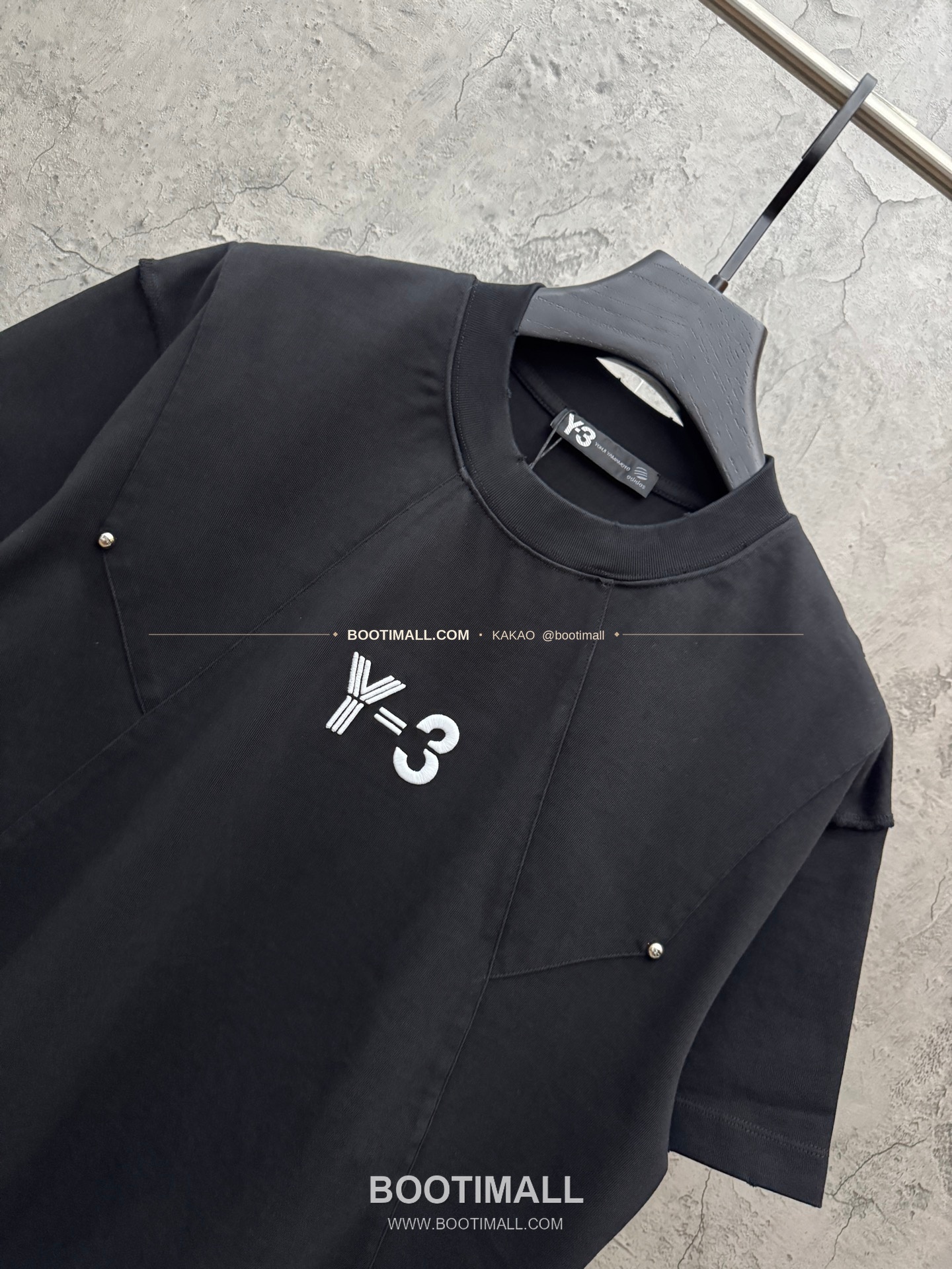 Y-3 2026SS 헤비코튼 3D홀자수 루즈핏 반팔 티셔츠 Y-3 2026 SS Heavy Cotton 3D Hollow Embroidery Loose Fit Short Sleeve T-Shirt 8202 3