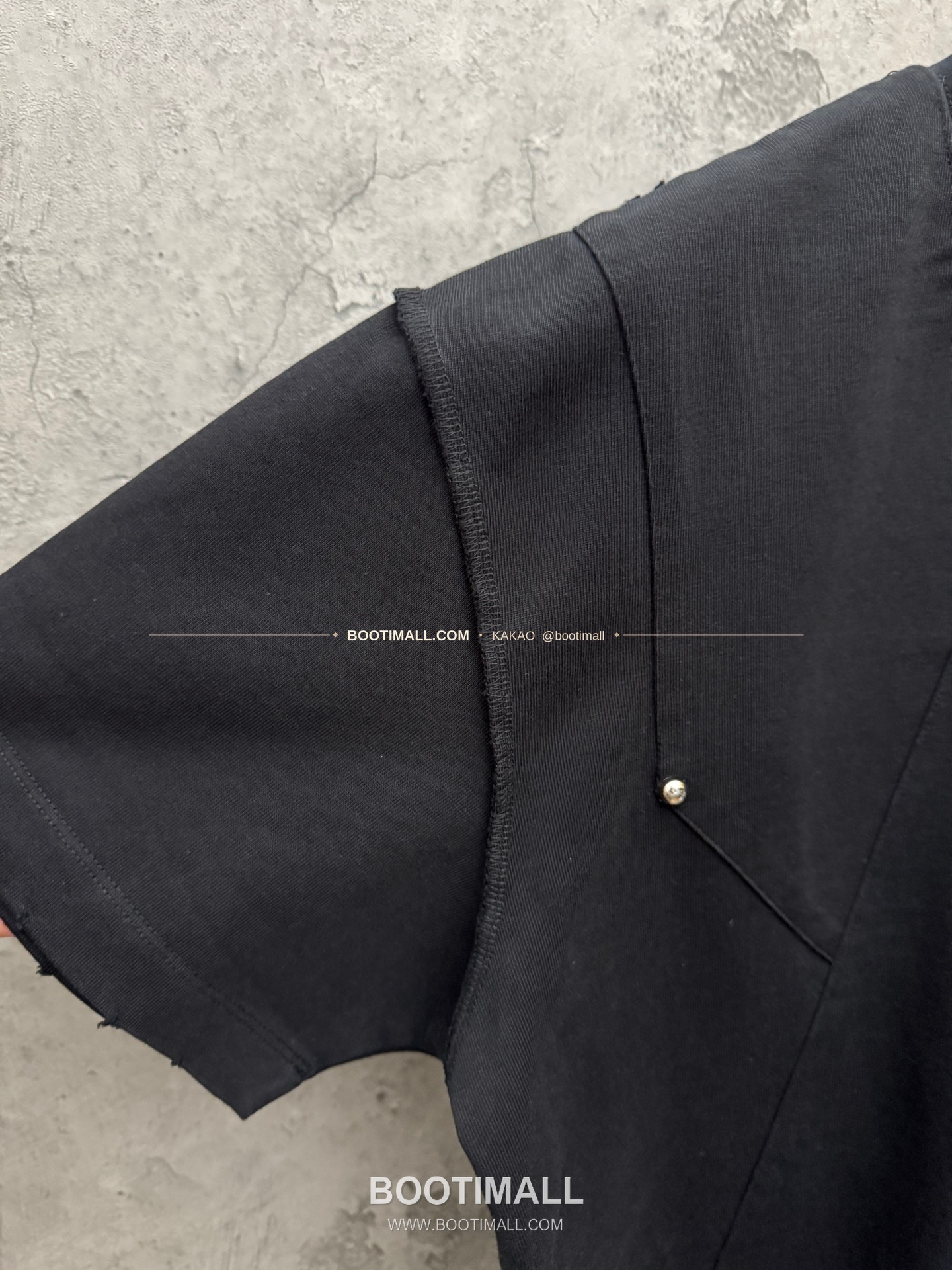 Y-3 2026SS 헤비코튼 3D홀자수 루즈핏 반팔 티셔츠 Y-3 2026 SS Heavy Cotton 3D Hollow Embroidery Loose Fit Short Sleeve T-Shirt 8202 6