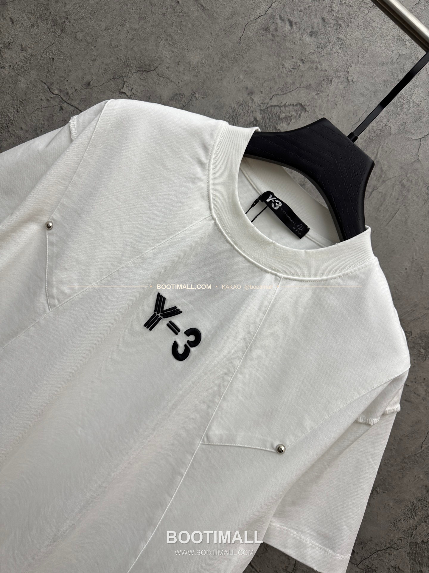 Y-3 2026SS 헤비코튼 3D홀자수 루즈핏 반팔 티셔츠 Y-3 2026 SS Heavy Cotton 3D Hollow Embroidery Loose Fit Short Sleeve T-Shirt 8202 3