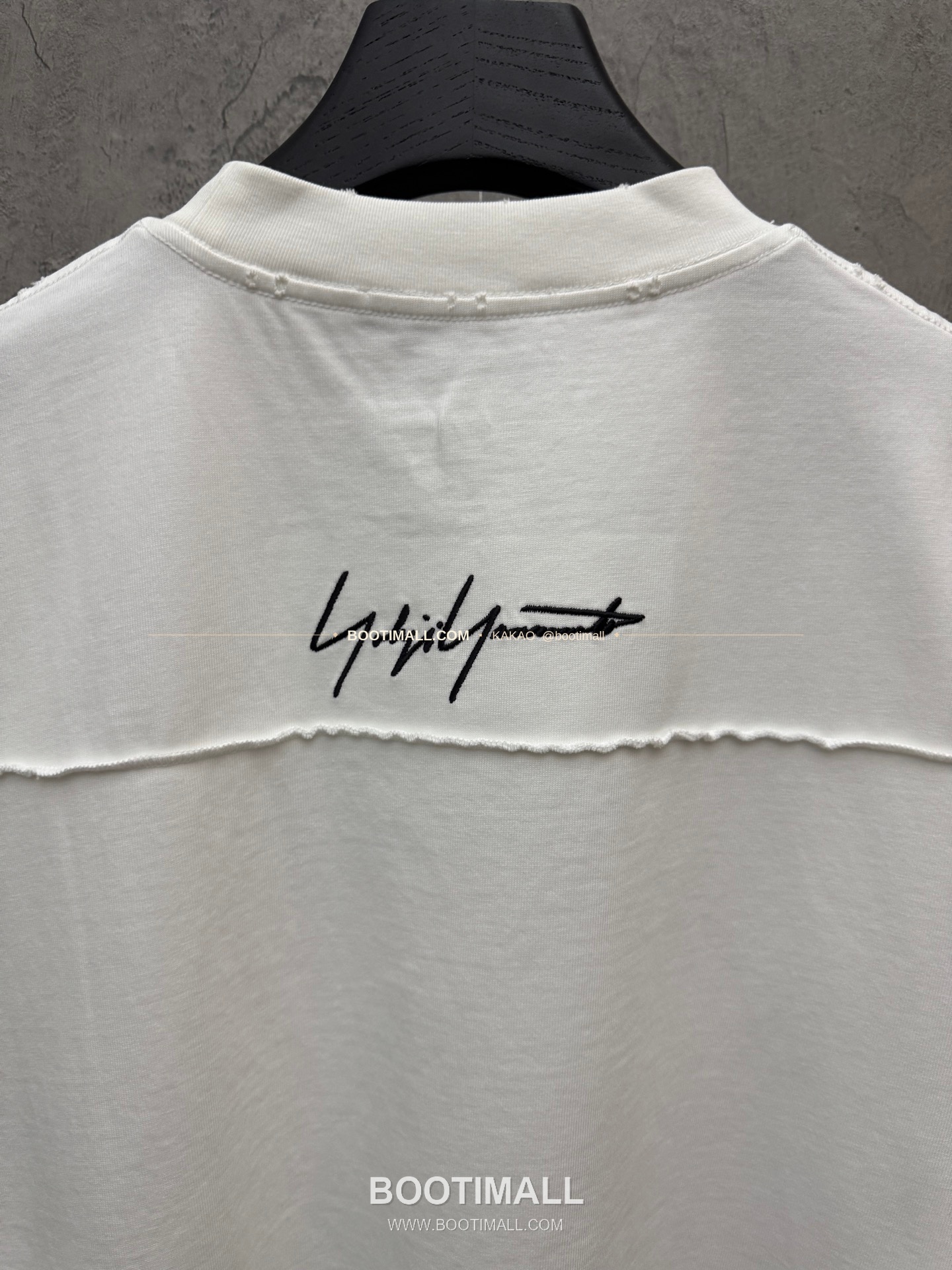 Y-3 2026SS 헤비코튼 3D홀자수 루즈핏 반팔 티셔츠 Y-3 2026 SS Heavy Cotton 3D Hollow Embroidery Loose Fit Short Sleeve T-Shirt 8202 8