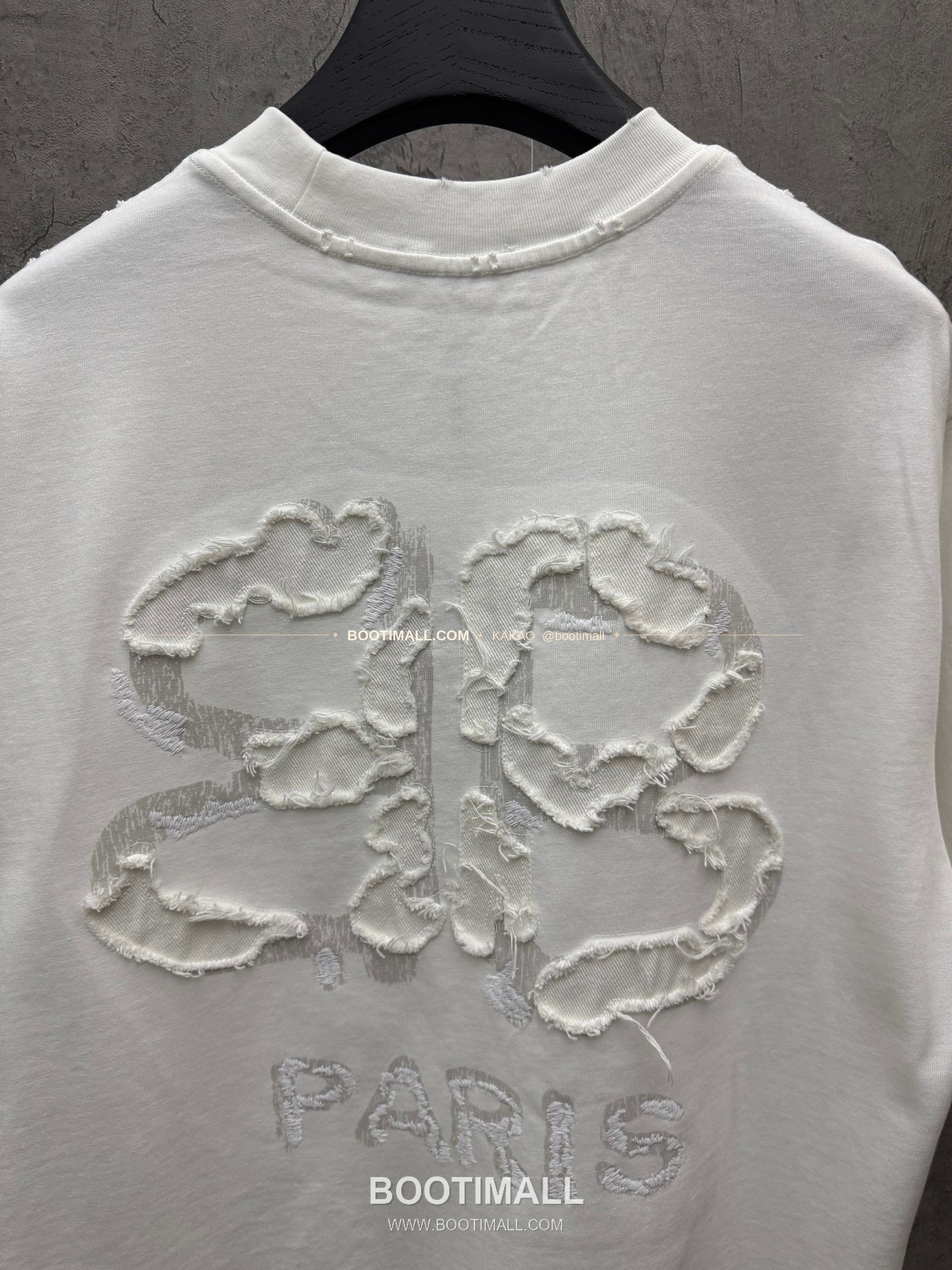 발렌시아가 2026SS 헤비코튼 디지털프린트 프린지 패치자수 루즈핏 반팔 티셔츠 Balenciaga 2026 SS Heavy Cotton Digital Print Fringe Patch Embroidery Loose Fit Short Sleeve T-Shirt 8607 7