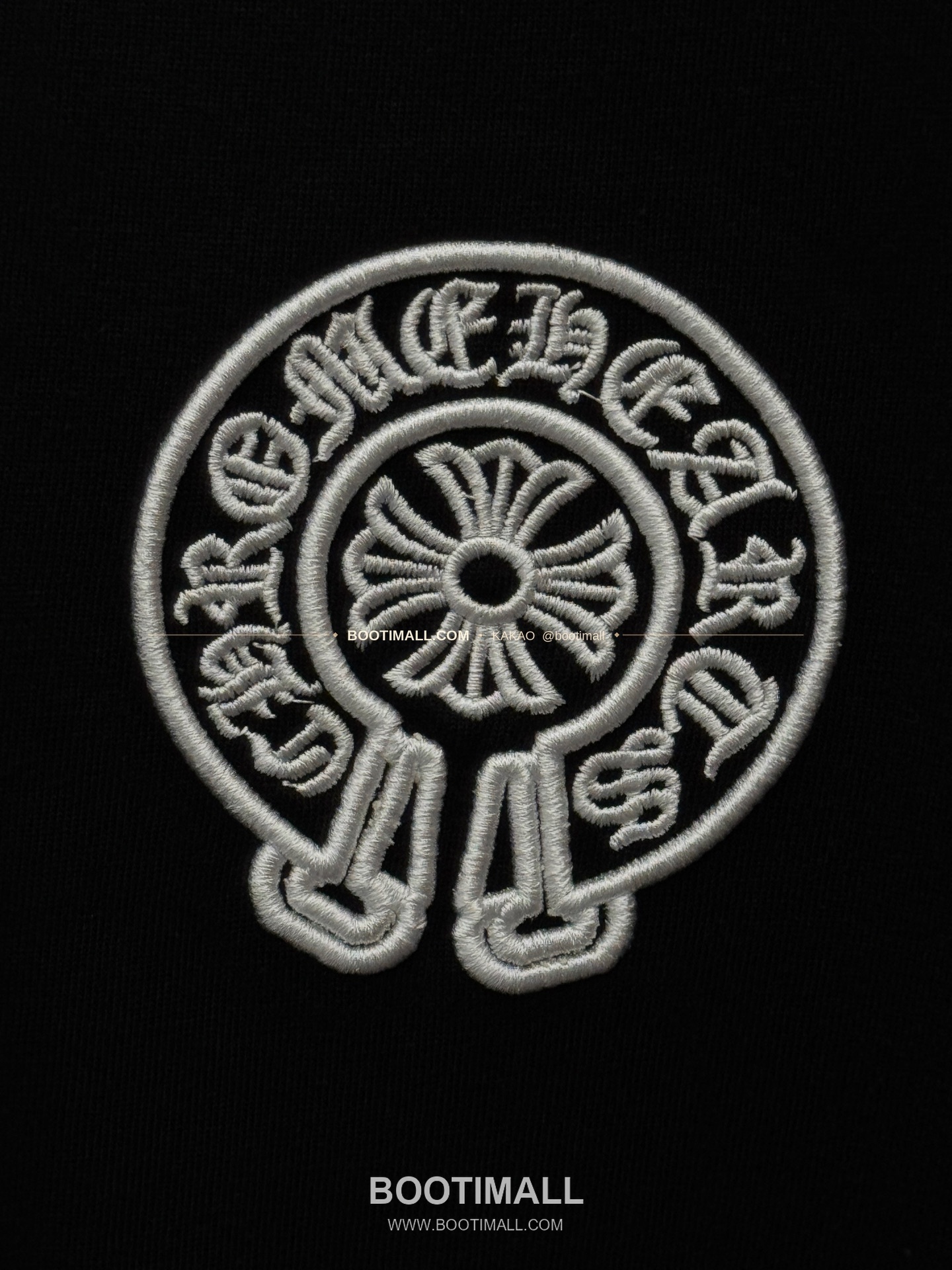 크롬하츠 2026SS 헤비코튼 크로스 3D홀자수 루즈핏 반팔 티셔츠 Chrome Hearts 2026 SS Heavy Cotton Cross 3D Hollow Embroidery Loose Fit Short Sleeve T-Shirt 9613 6