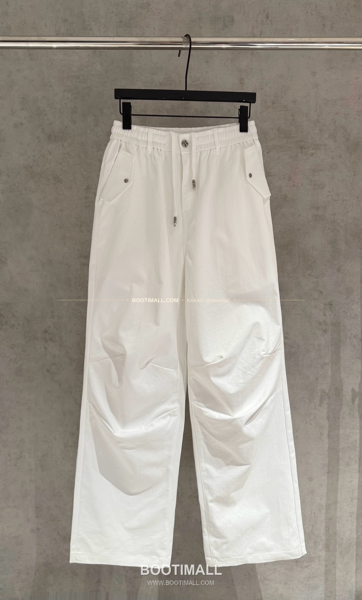 크롬하츠 헤비코튼 카프스킨 크로스패치 카고 조거팬츠 Chrome Hearts Heavy Cotton Calfskin Cross Patch Cargo Jogger Pants D44 1