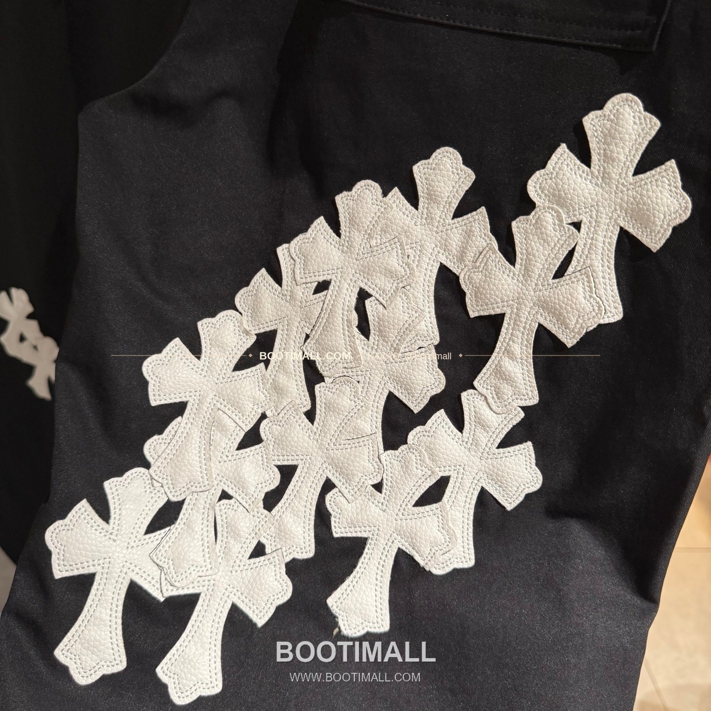 크롬하츠 헤비웨이트 멀티 크로스패치 루즈핏 블랙 카고팬츠 Chrome Hearts Heavyweight Multi Cross Patch Loose Fit Black Cargo Pants D125 7