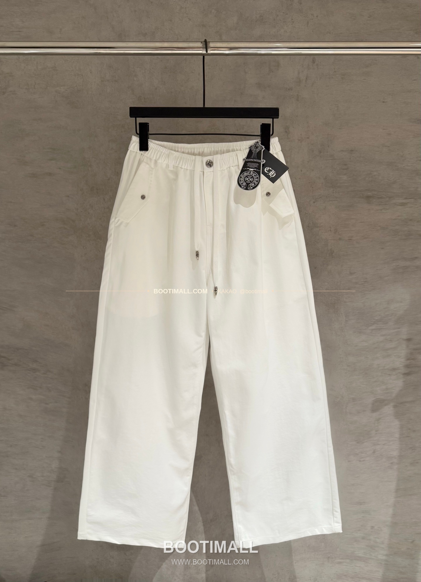 크롬하츠 헤비웨이트 멀티 크로스패치 루즈핏 블랙 카고팬츠 Chrome Hearts Heavyweight Multi Cross Patch Loose Fit Black Cargo Pants D125 1