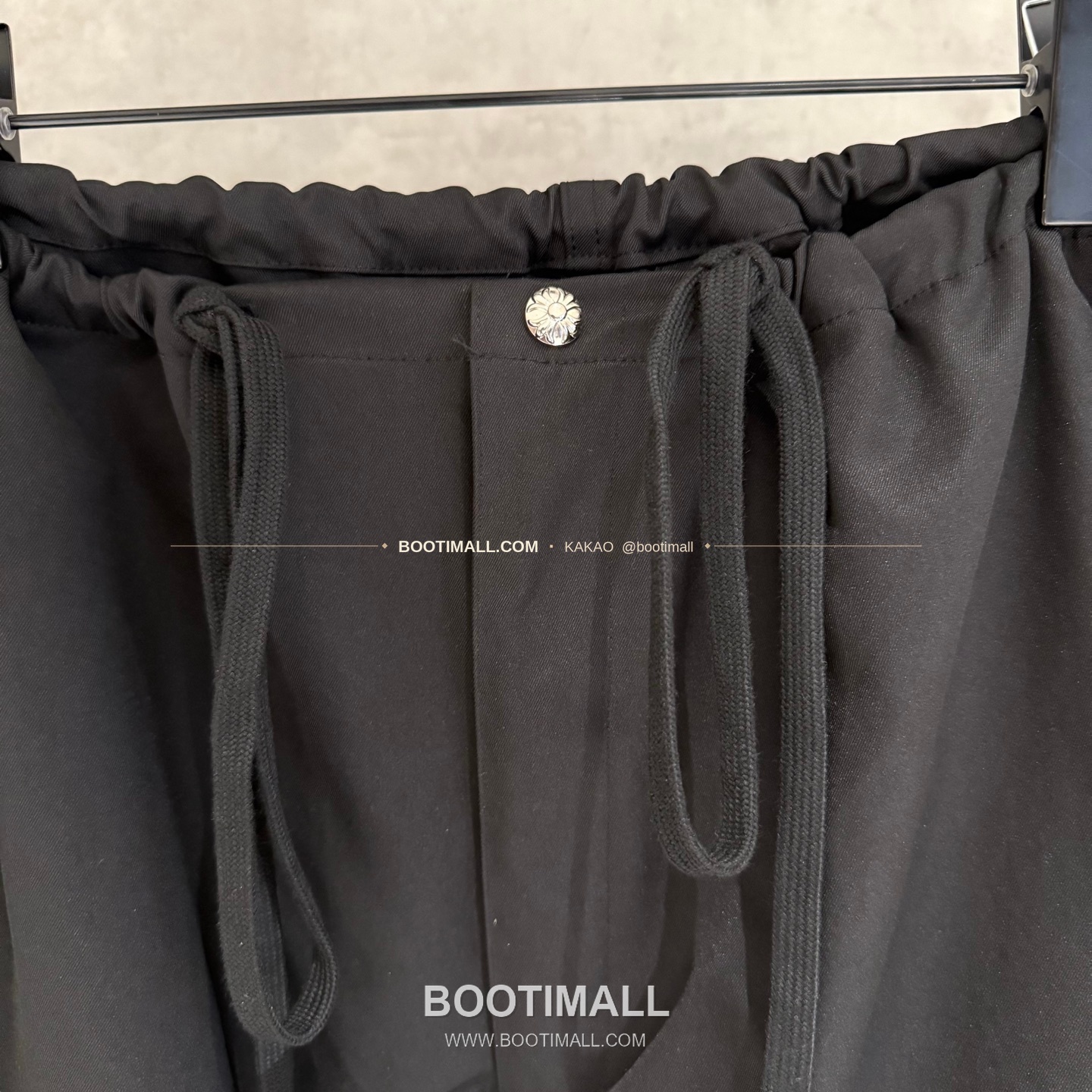 크롬하츠 헤비웨이트 멀티 크로스패치 루즈핏 카고팬츠 Chrome Hearts Heavyweight Multi Cross Patch Loose Fit Cargo Pants D222 6