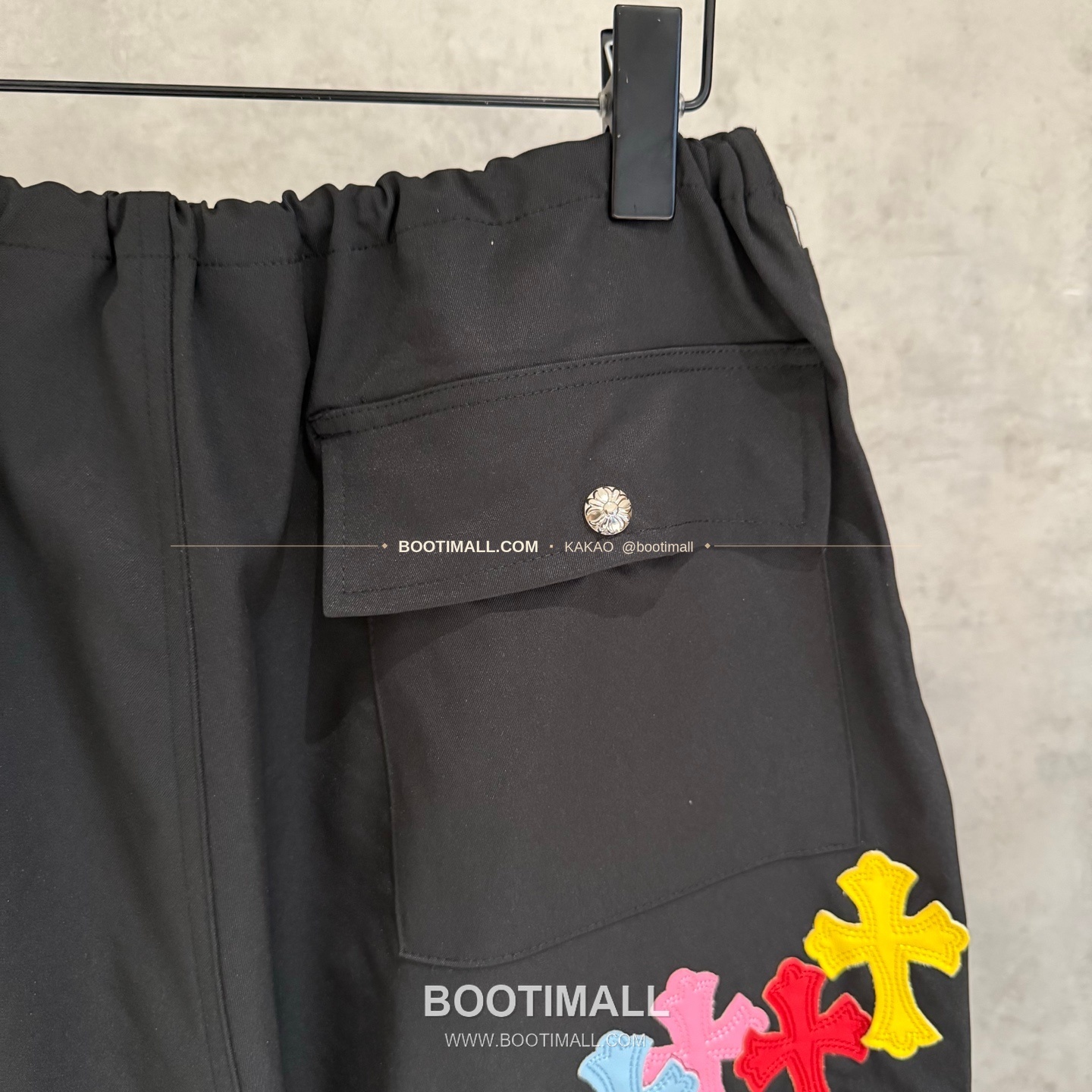 크롬하츠 헤비웨이트 멀티 크로스패치 루즈핏 카고팬츠 Chrome Hearts Heavyweight Multi Cross Patch Loose Fit Cargo Pants D222 7