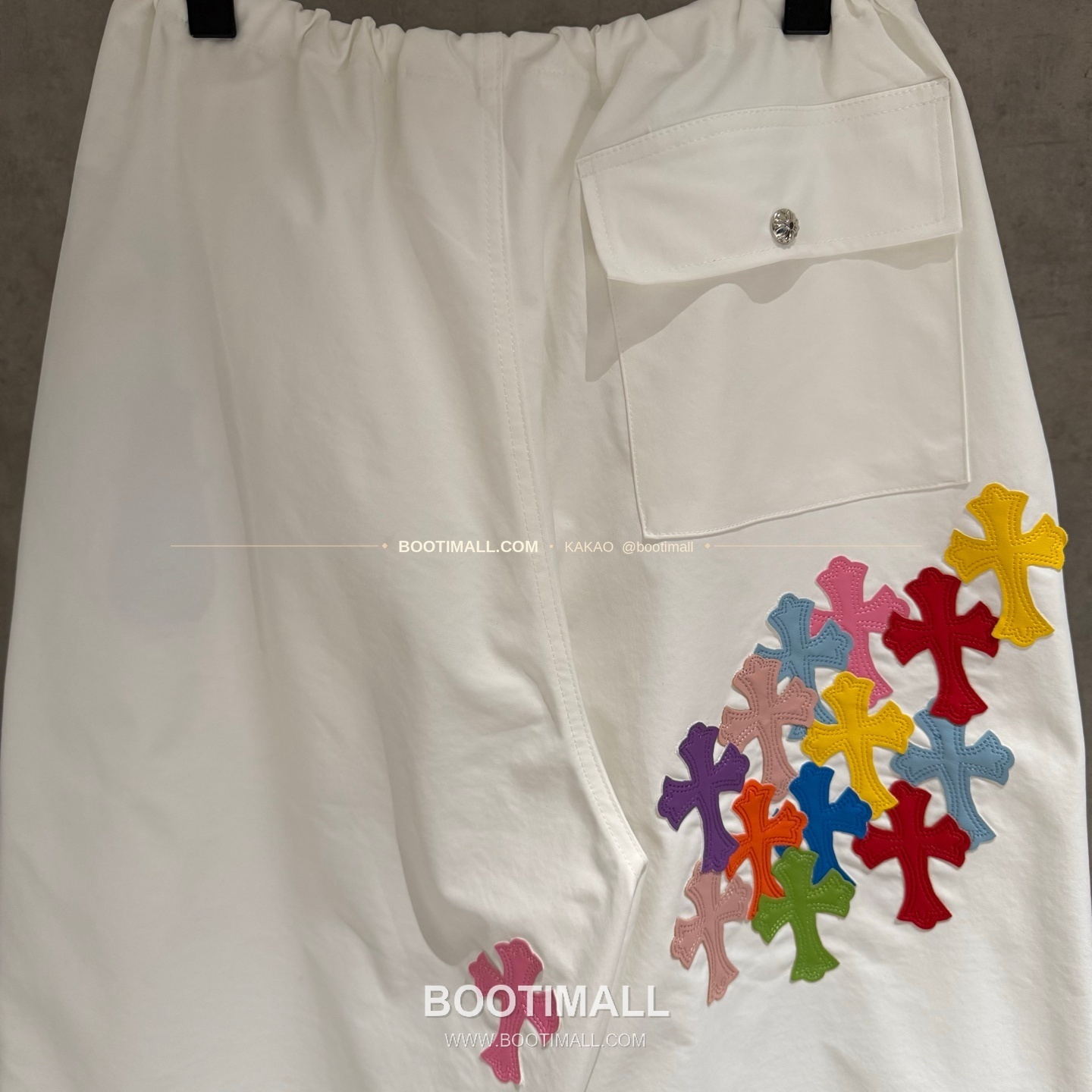 크롬하츠 헤비웨이트 멀티 크로스패치 루즈핏 카고팬츠 Chrome Hearts Heavyweight Multi Cross Patch Loose Fit Cargo Pants D222 4