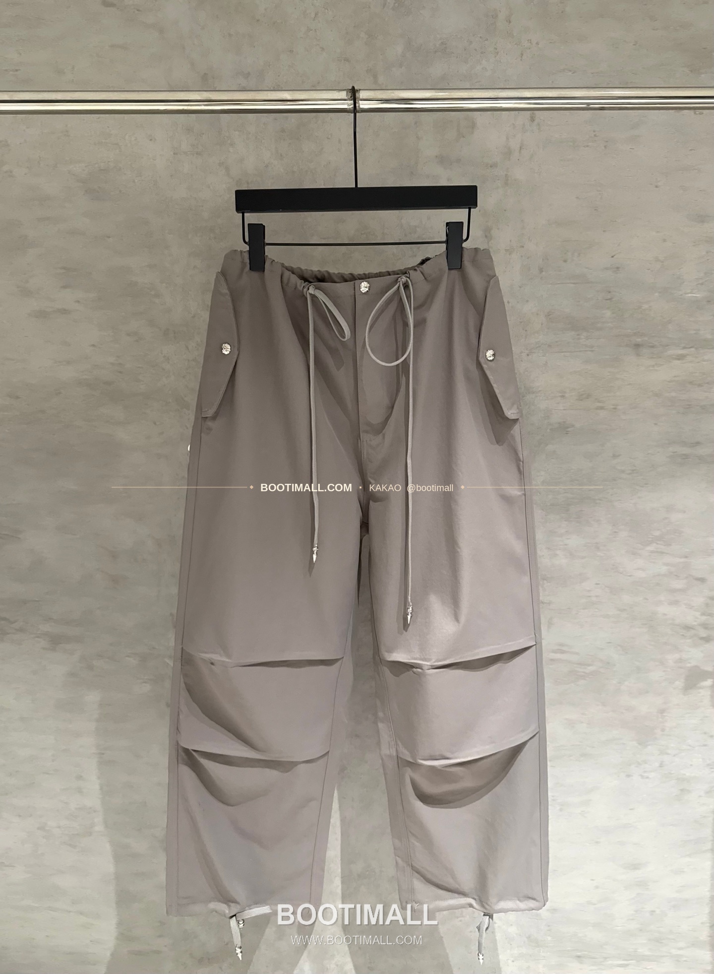 크롬하츠 헤비웨이트 멀티 크로스패치 루즈핏 카고팬츠 Chrome Hearts Heavyweight Multi Cross Patch Loose Fit Cargo Pants D222 1