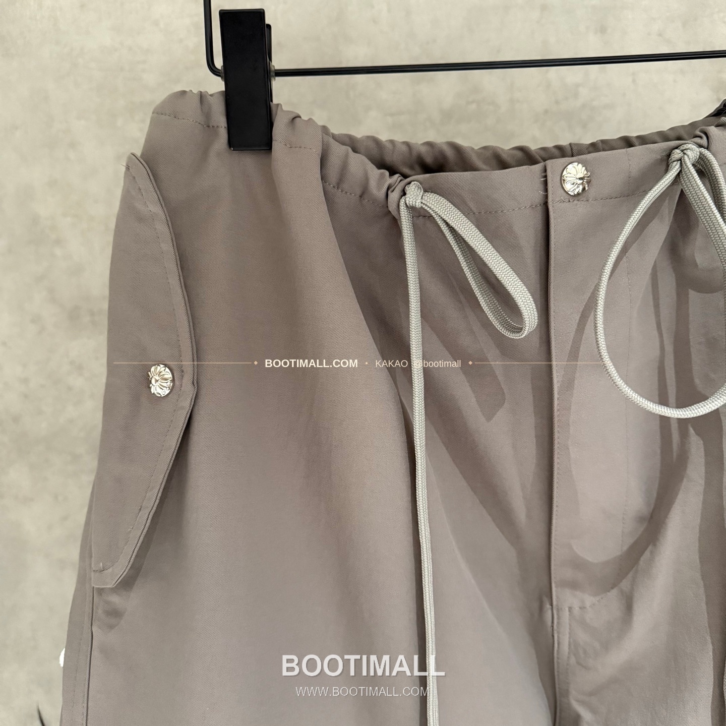 크롬하츠 헤비웨이트 멀티 크로스패치 루즈핏 카고팬츠 Chrome Hearts Heavyweight Multi Cross Patch Loose Fit Cargo Pants D222 5