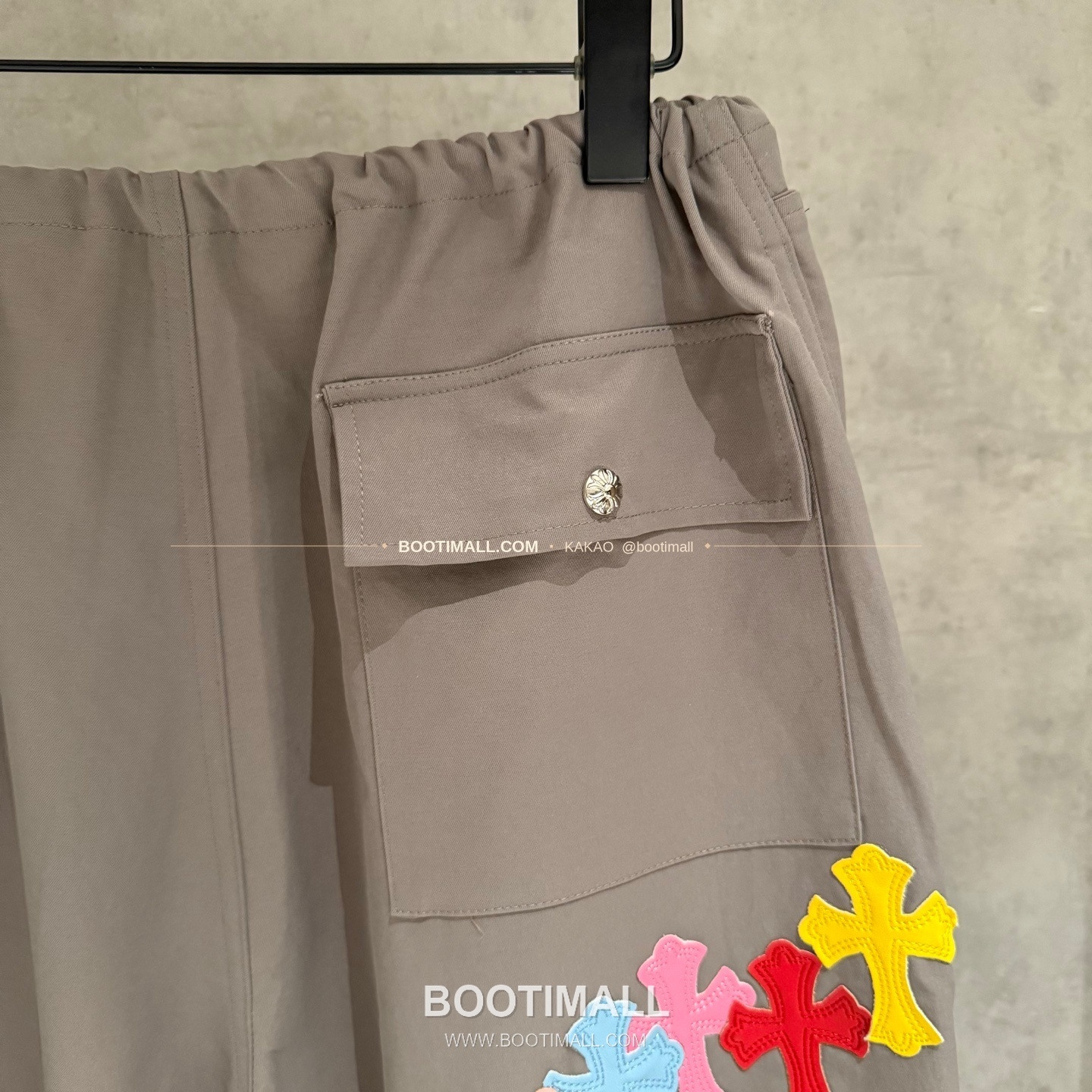 크롬하츠 헤비웨이트 멀티 크로스패치 루즈핏 카고팬츠 Chrome Hearts Heavyweight Multi Cross Patch Loose Fit Cargo Pants D222 7