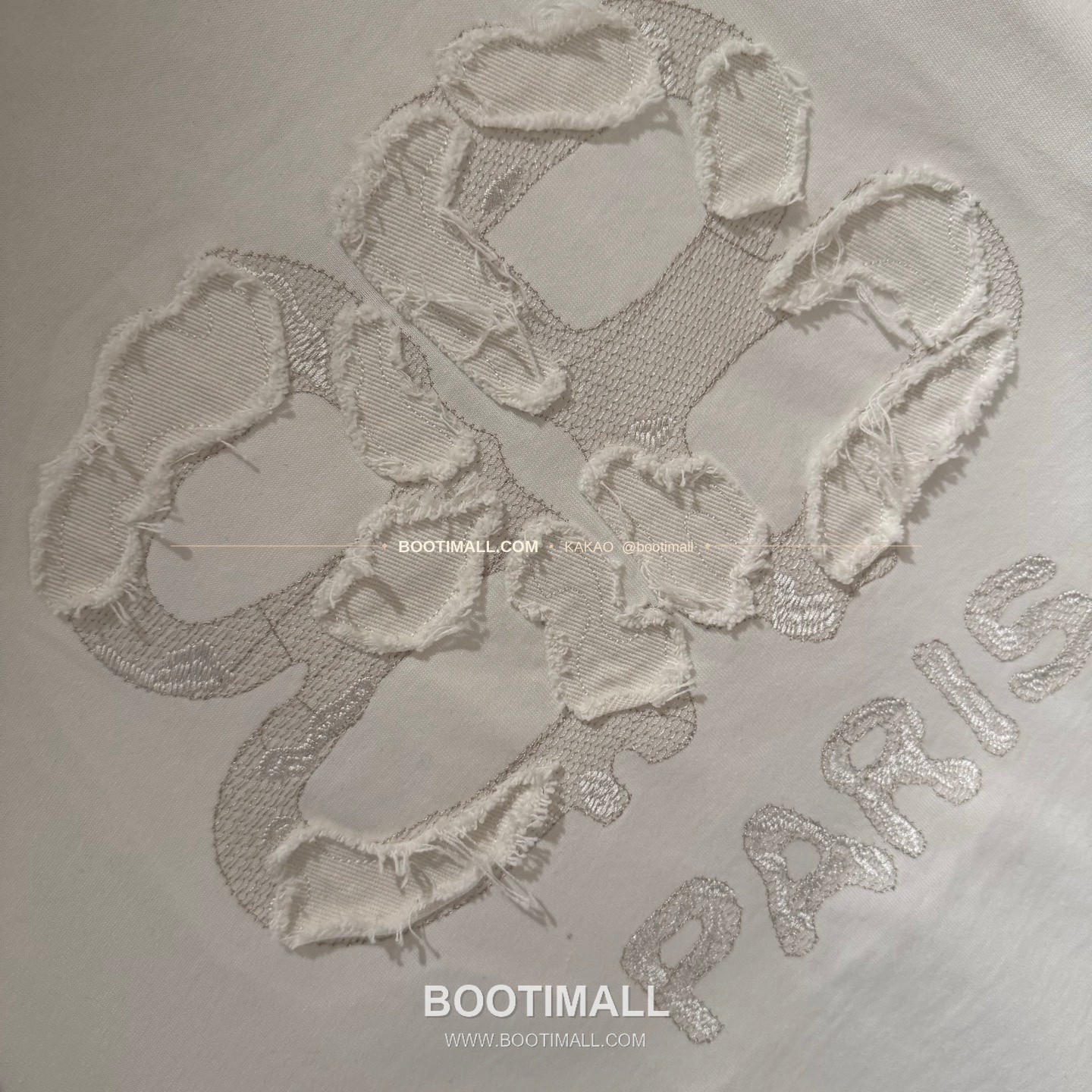 발렌시아가 2025SS 헤비코튼 자수 루즈핏 블랙 반팔 티셔츠 Balenciaga 2025 SS Heavy Cotton Embroidered Loose Fit Black T-Shirt K170 7