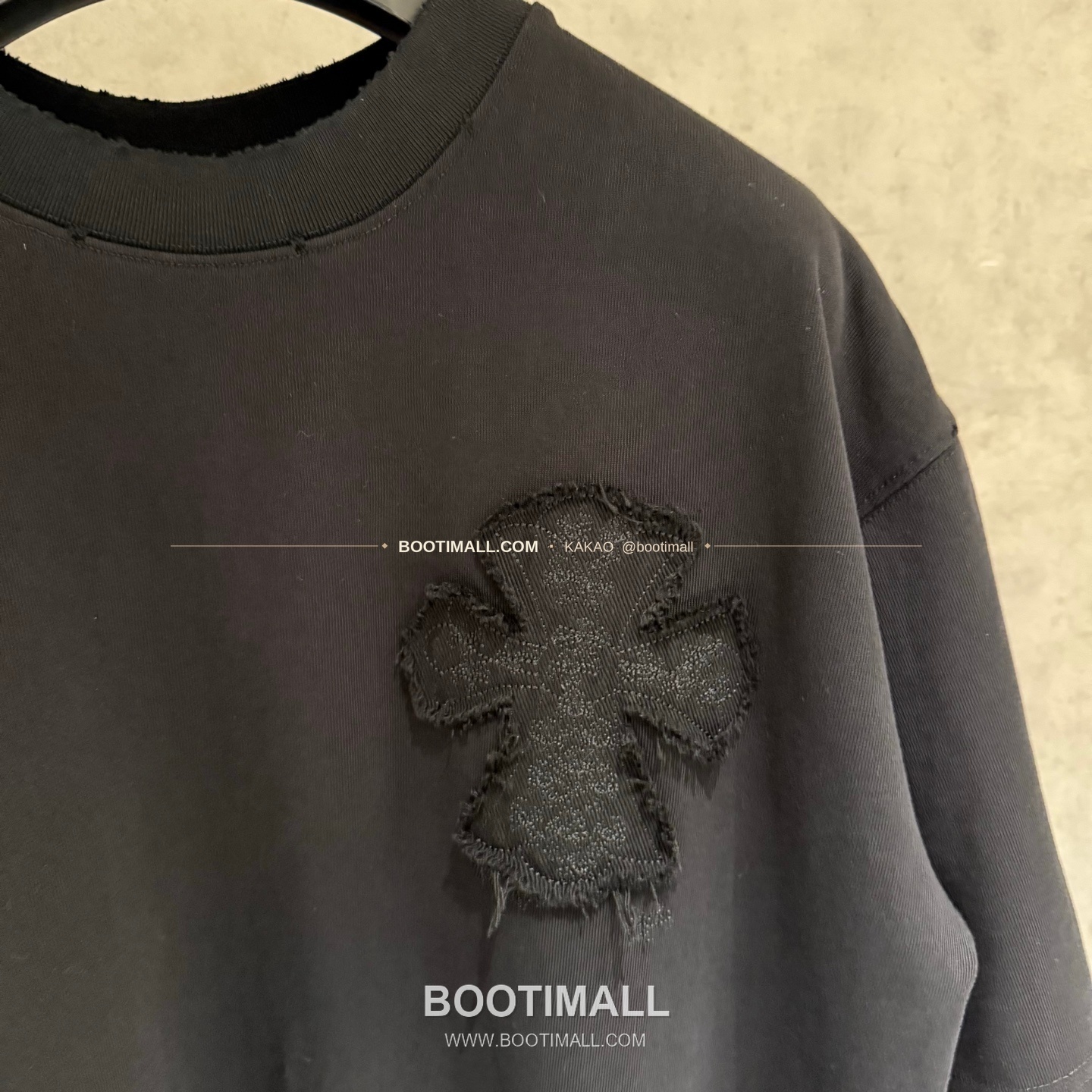 크롬하츠 헤비코튼 자수 디스트로이드 루즈핏 블랙 반팔 티셔츠 Chrome Hearts Heavy Cotton Embroidered Distressed Loose Fit Black T-Shirt K186 6