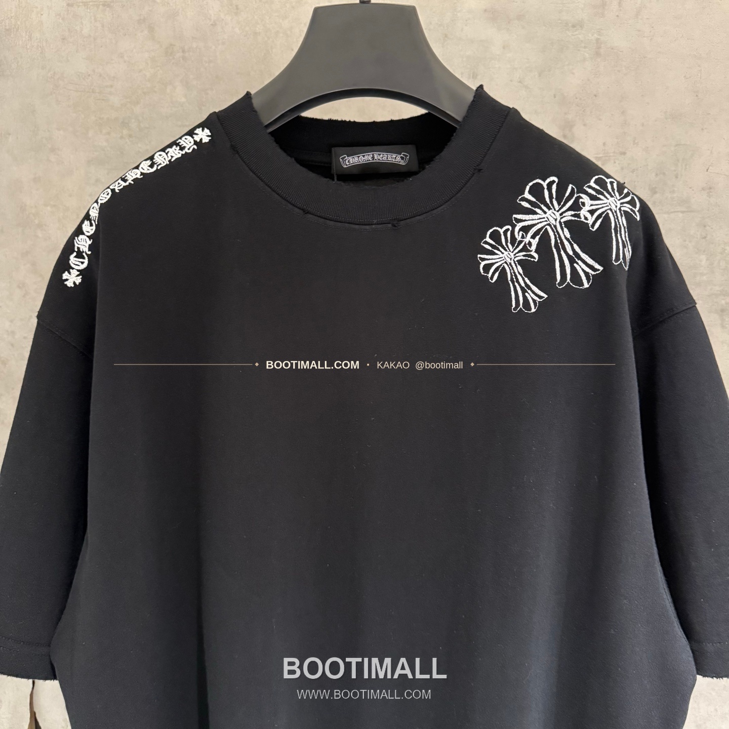 크롬하츠 헤비코튼 자수 디스트로이드 루즈핏 블랙 반팔 티셔츠 Chrome Hearts Heavy Cotton Embroidered Distressed Loose Fit Black T-Shirt K204 3