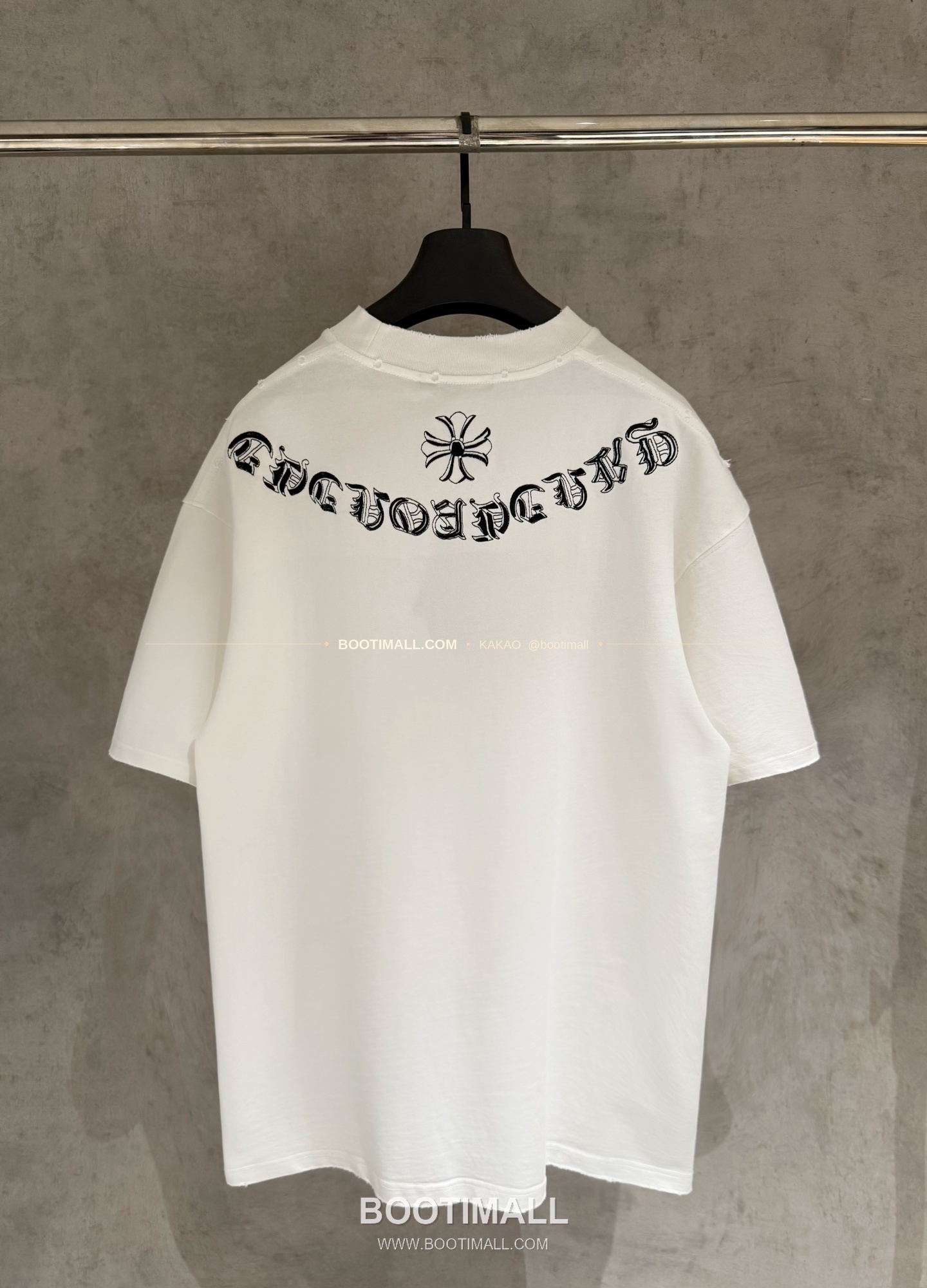 크롬하츠 헤비코튼 자수 디스트로이드 루즈핏 블랙 반팔 티셔츠 Chrome Hearts Heavy Cotton Embroidered Distressed Loose Fit Black T-Shirt K204 2