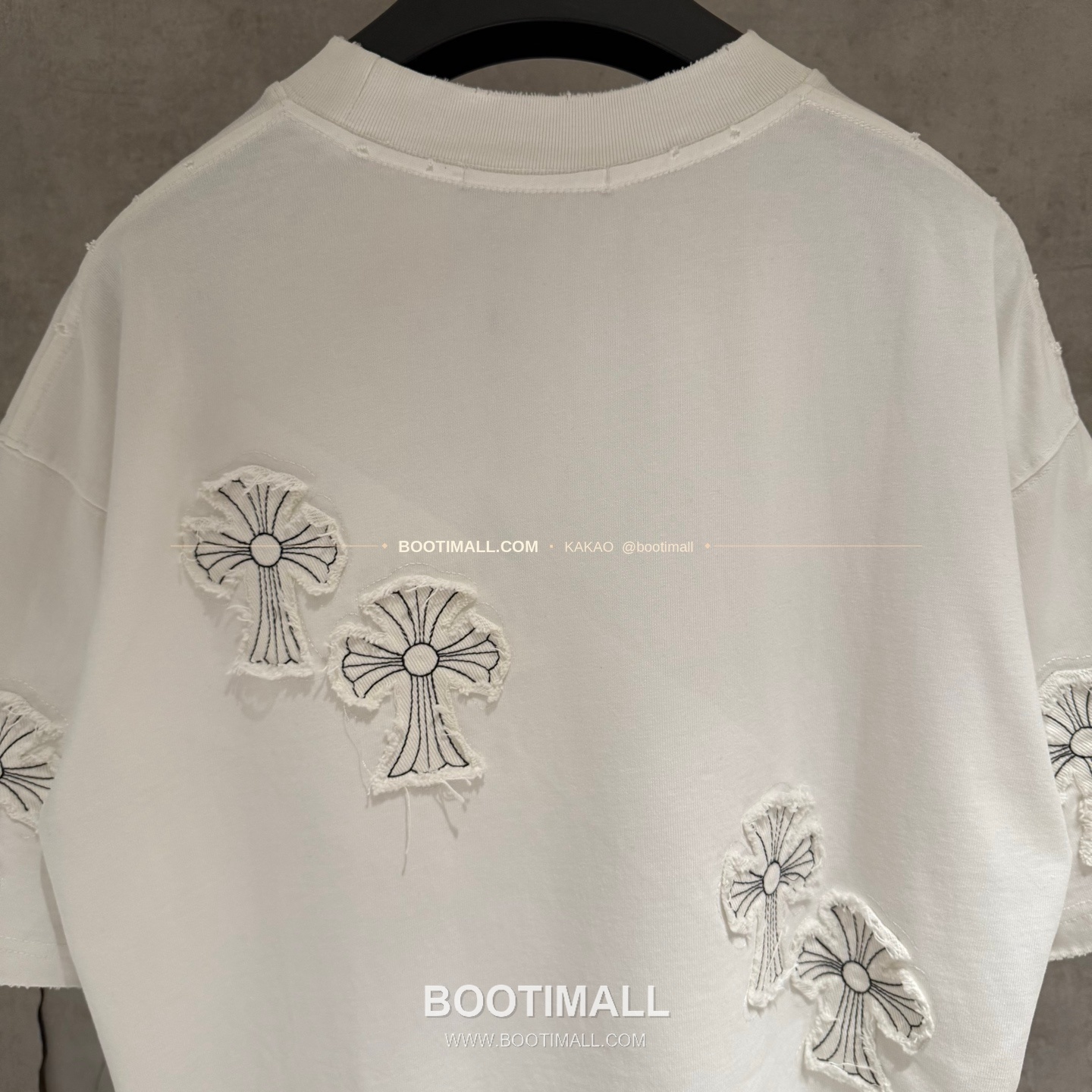 크롬하츠 헤비코튼 자수 디스트로이드 루즈핏 블랙 반팔 티셔츠 Chrome Hearts Heavy Cotton Embroidered Distressed Loose Fit Black T-Shirt K200 4