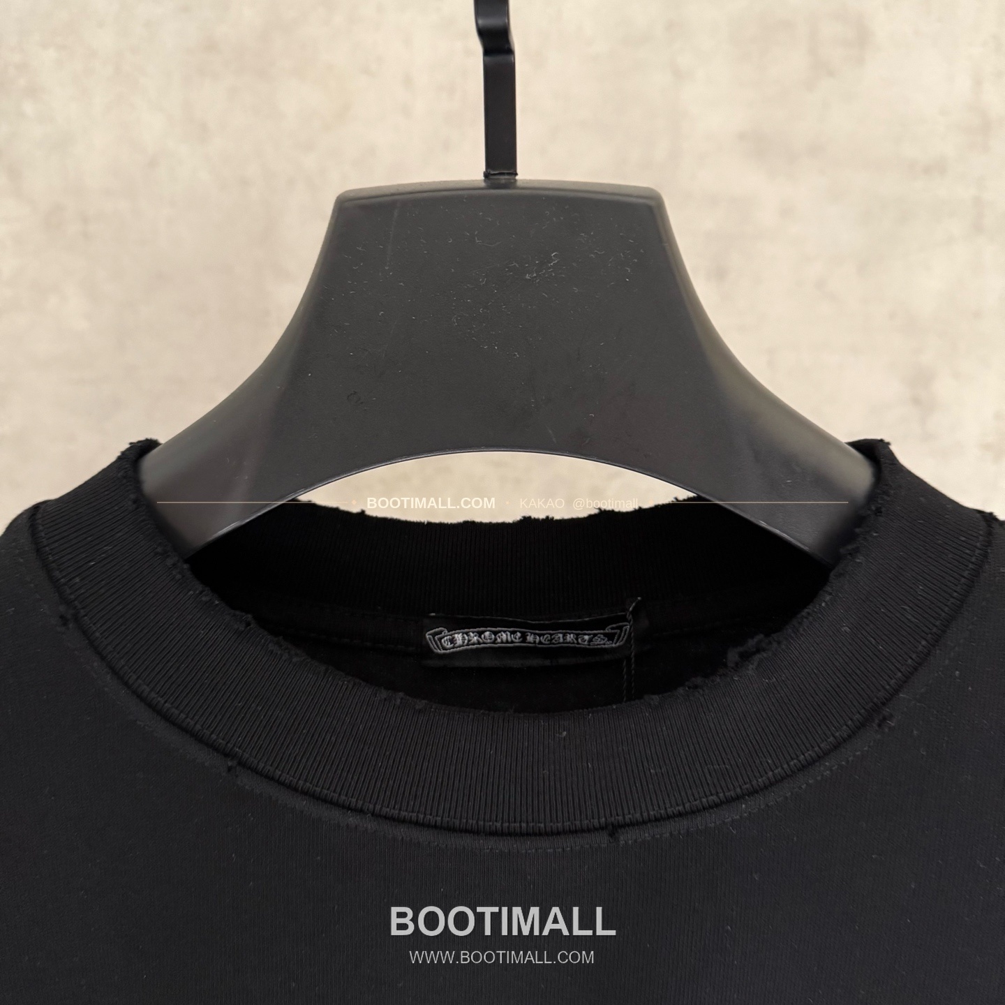 크롬하츠 2026SS 헤비코튼 자수 디스트로이드 루즈핏 블랙 반팔 티셔츠 Chrome Hearts 2026 SS Heavy Cotton Embroidered Distressed Loose Fit Black T-Shirt K216 5