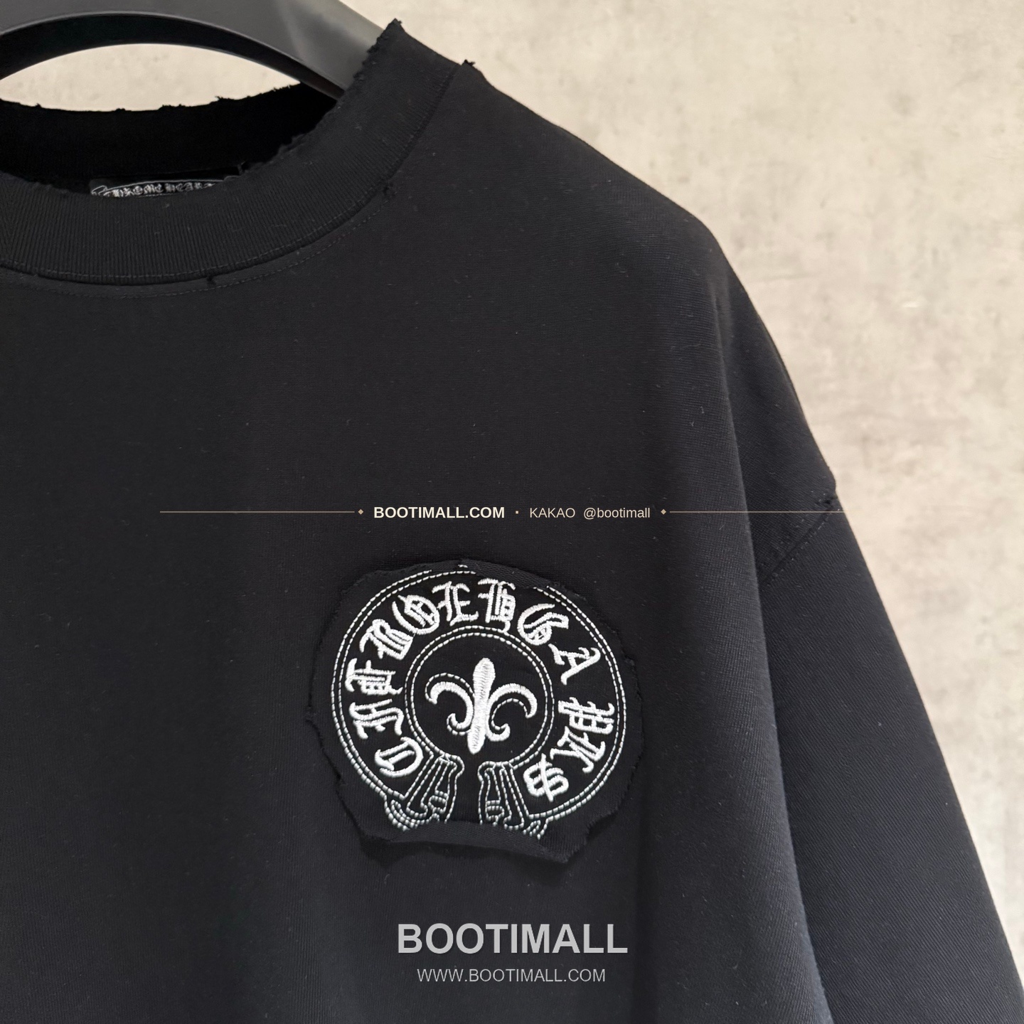 크롬하츠 2026SS 헤비코튼 자수 디스트로이드 루즈핏 블랙 반팔 티셔츠 Chrome Hearts 2026 SS Heavy Cotton Embroidered Distressed Loose Fit Black T-Shirt K216 6