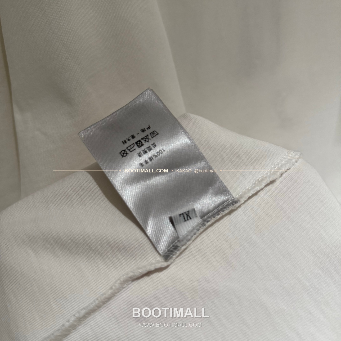 디올 2026SS 헤비코튼 입체자수 아플리케 루즈핏 블랙 반팔 티셔츠 Dior 2026 SS Heavy Cotton Embroidered Applique Loose Fit Black T-Shirt K227 8