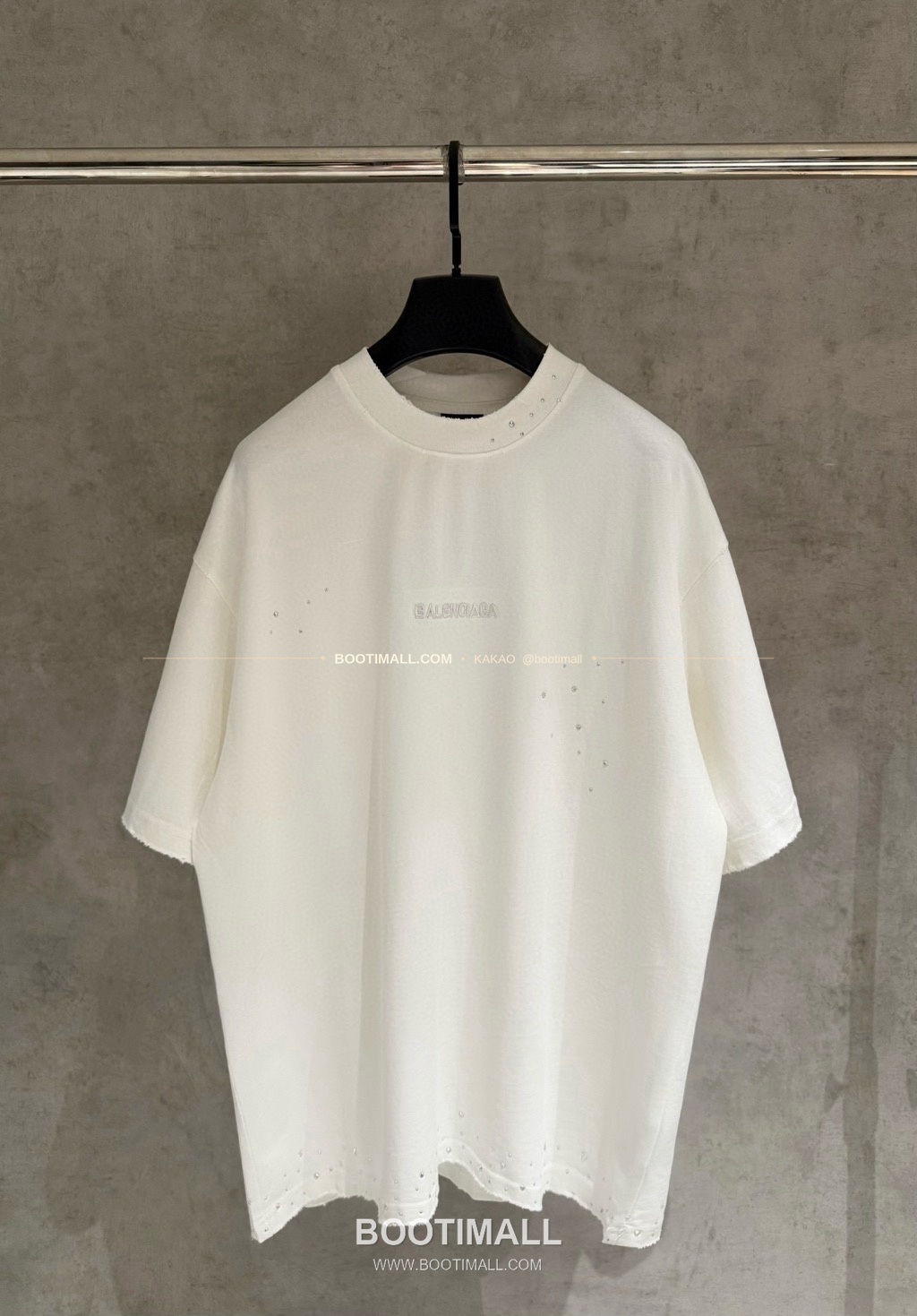 크롬하츠 2026SS 헤비코튼 핫픽스 자수 아플리케 루즈핏 블랙 반팔 티셔츠 Chrome Hearts 2026 SS Heavy Cotton Hotfix Embroidered Applique Loose Fit Black T-Shirt K207 1