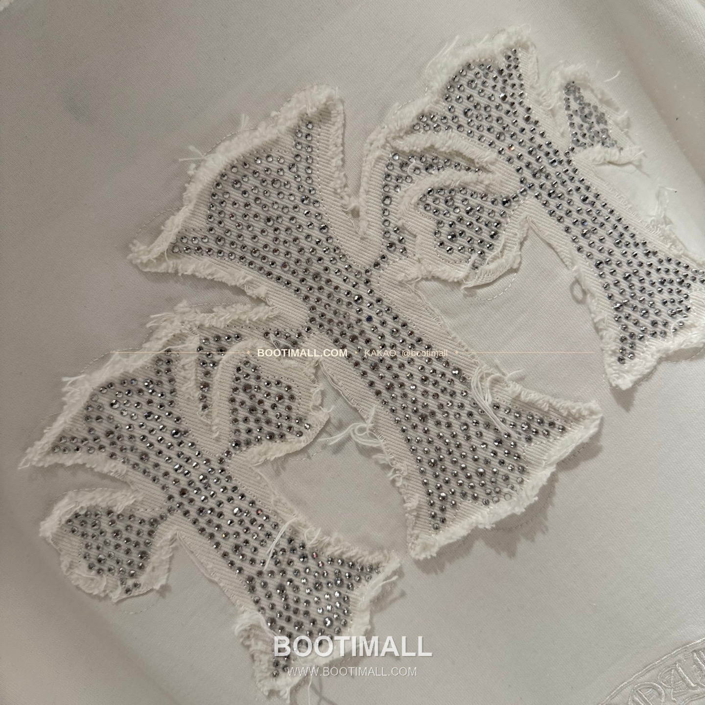 크롬하츠 2026SS 헤비코튼 핫픽스 자수 아플리케 루즈핏 블랙 반팔 티셔츠 Chrome Hearts 2026 SS Heavy Cotton Hotfix Embroidered Applique Loose Fit Black T-Shirt K207 7