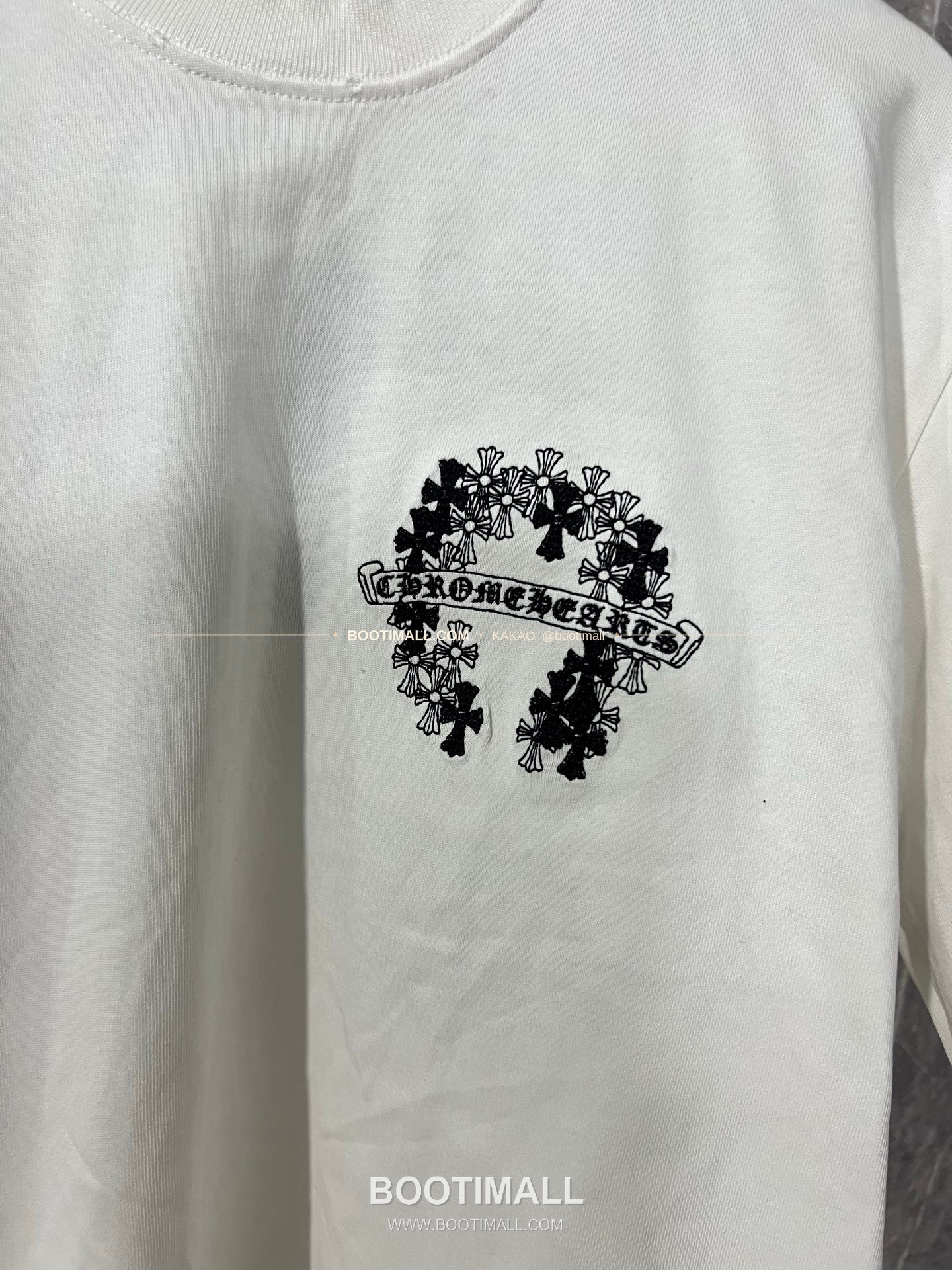 크롬하츠 헤비코튼 자수 디스트로이드 루즈핏 블랙 반팔 티셔츠 Chrome Hearts Heavy Cotton Embroidered Distressed Loose Fit Black T-Shirt CH006 2