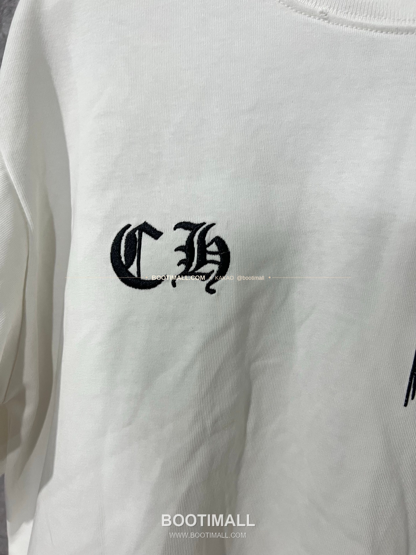 크롬하츠 헤비코튼 자수 디스트로이드 루즈핏 블랙 반팔 티셔츠 Chrome Hearts Heavy Cotton Embroidered Distressed Loose Fit Black T-Shirt CH002 3