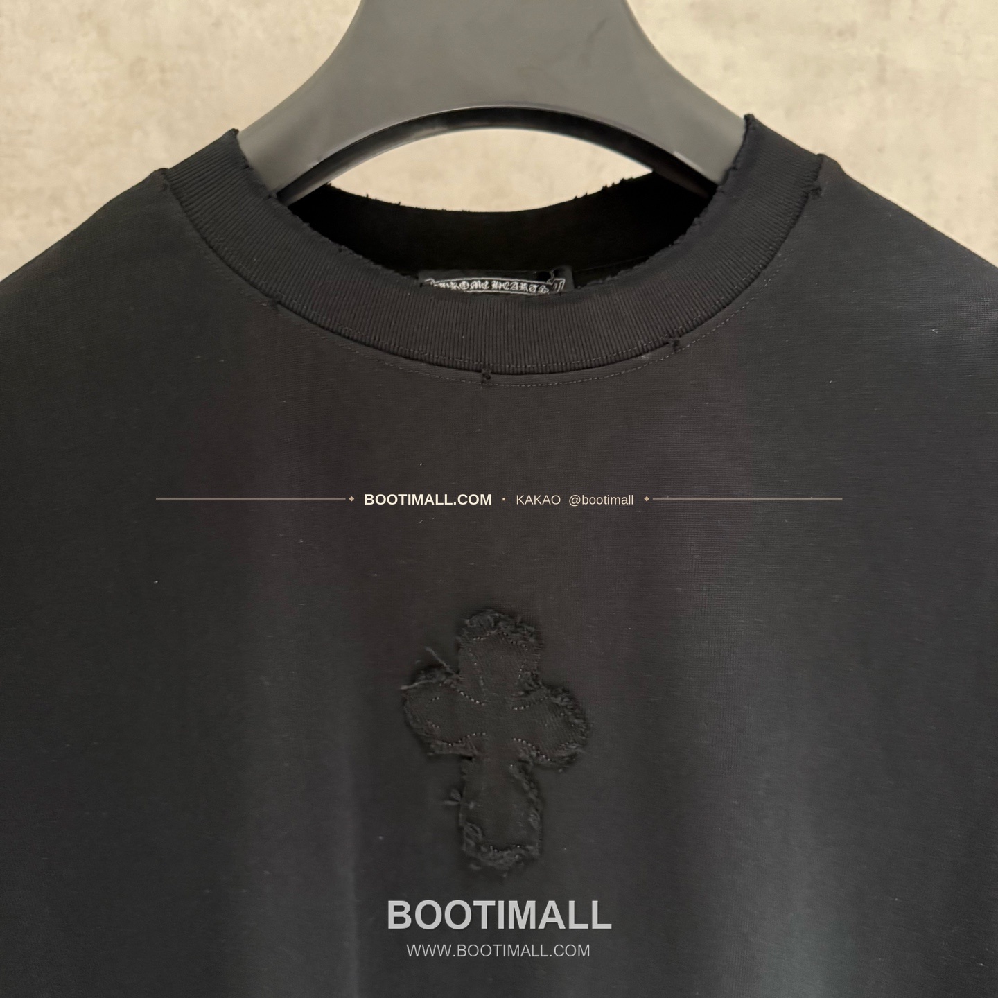 크롬하츠 2026SS 헤비코튼 자수 디스트로이드 루즈핏 블랙 반팔 티셔츠 Chrome Hearts 2026 SS Heavy Cotton Embroidered Distressed Loose Fit Black T-Shirt K209 6