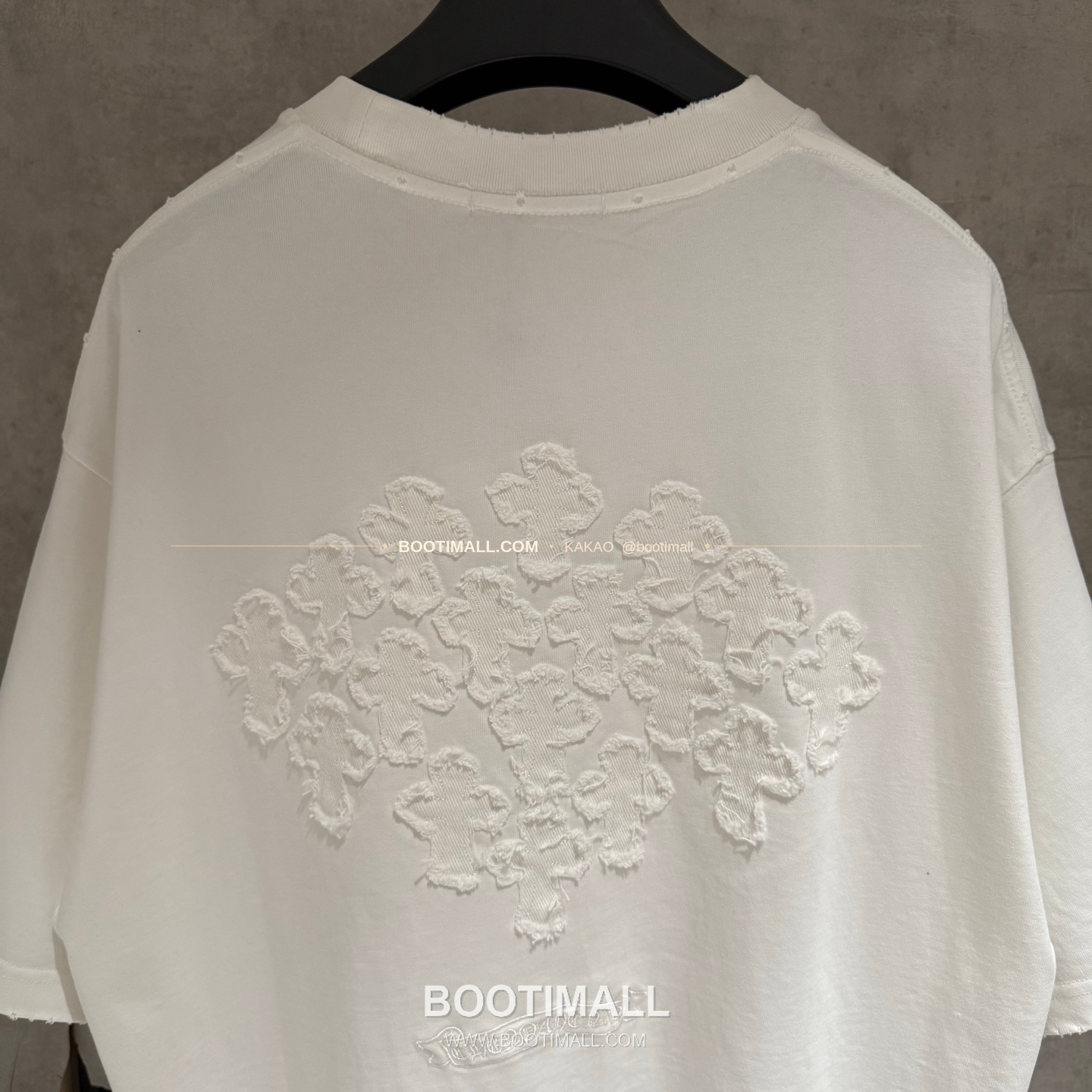 크롬하츠 2026SS 헤비코튼 자수 디스트로이드 루즈핏 블랙 반팔 티셔츠 Chrome Hearts 2026 SS Heavy Cotton Embroidered Distressed Loose Fit Black T-Shirt K209 4