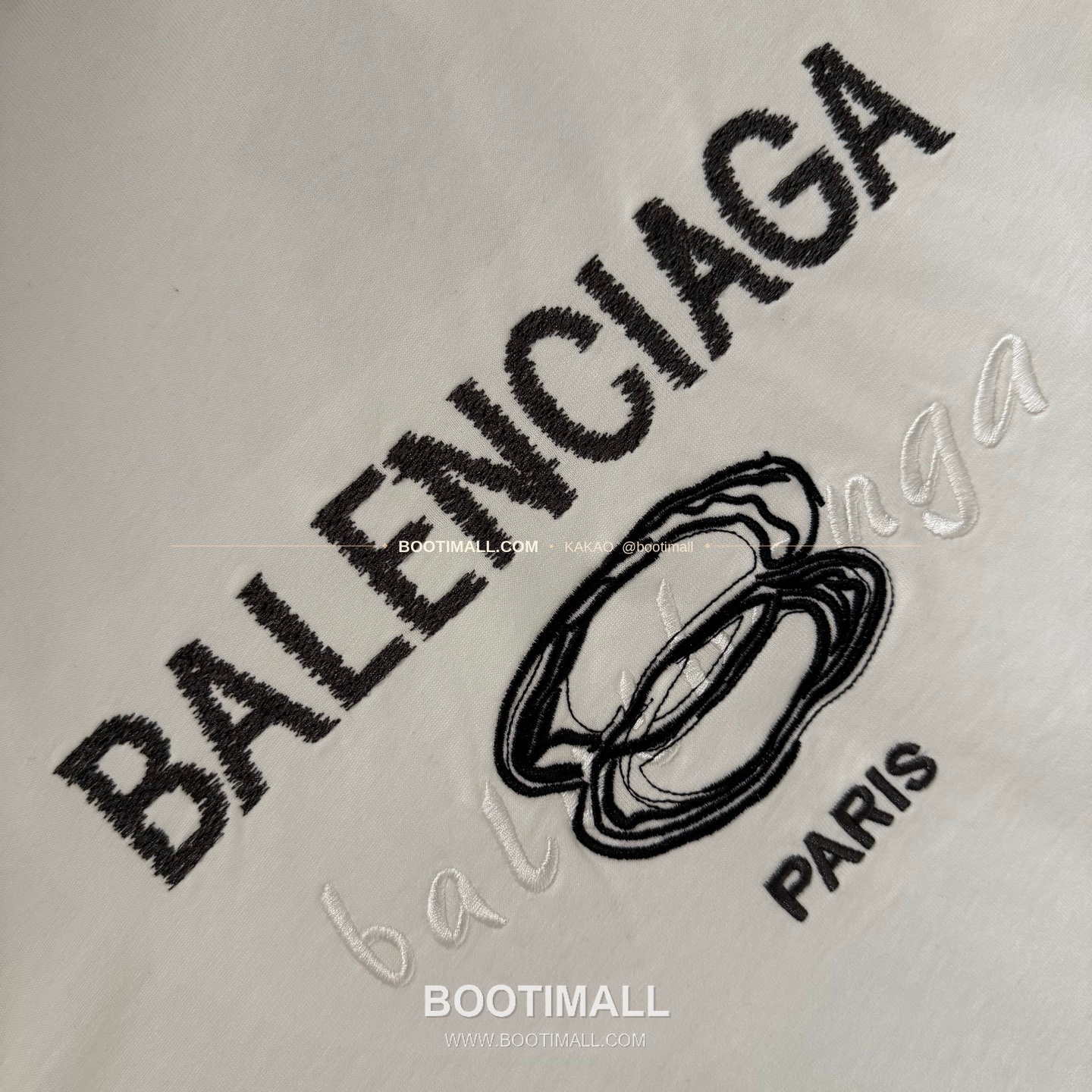 발렌시아가 2025SS 헤비코튼 자수 루즈핏 블랙 반팔 티셔츠 Balenciaga 2025 SS Heavy Cotton Embroidered Loose Fit Black T-Shirt K234 7